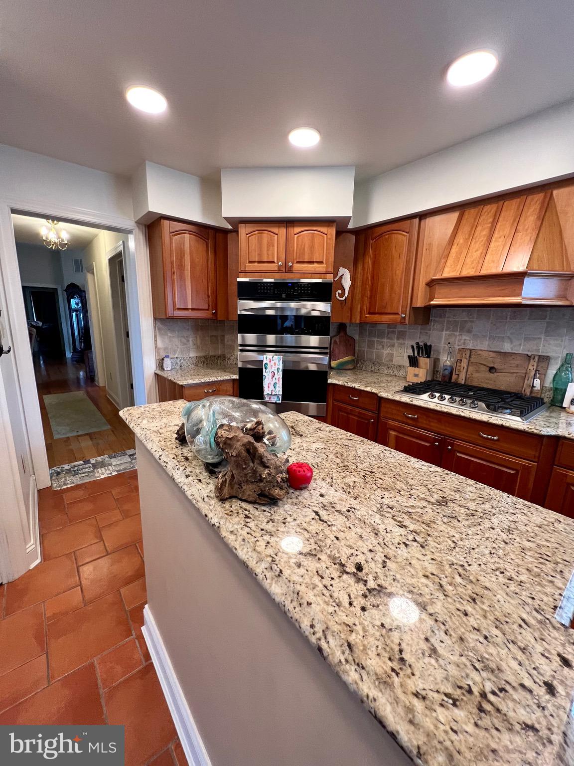 HAMMOCK POINTE - Residential