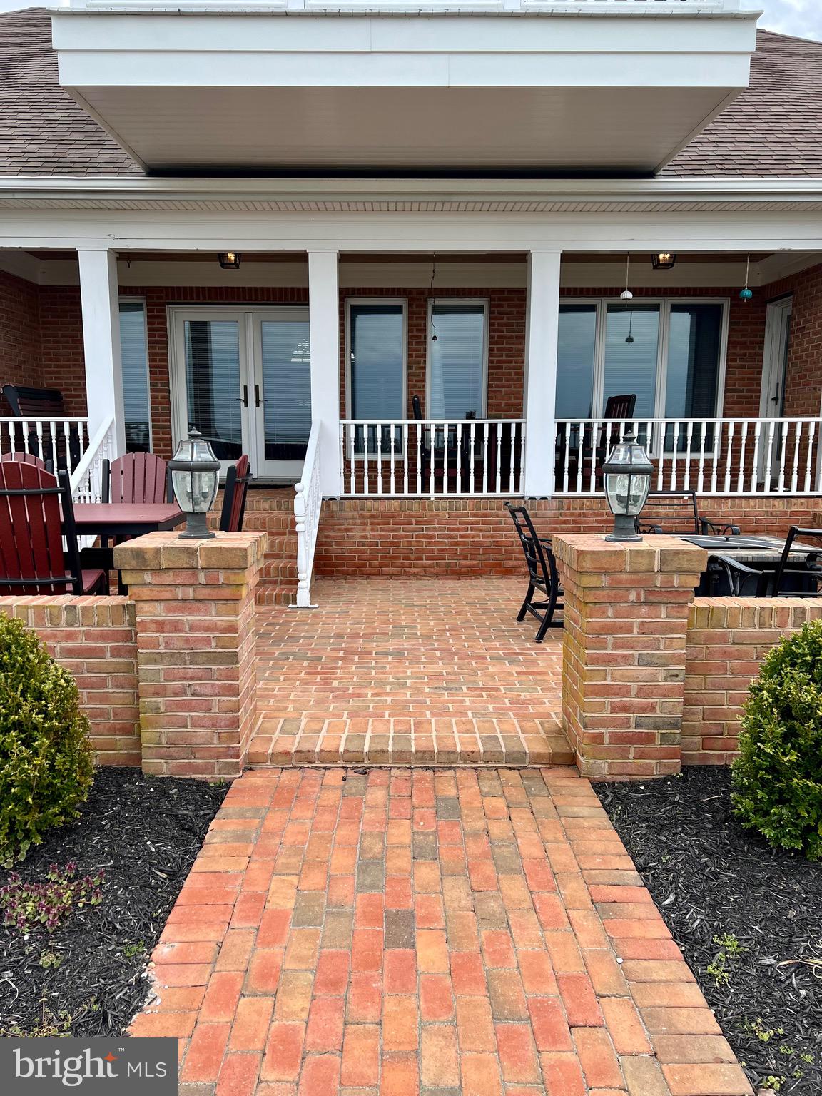 HAMMOCK POINTE - Residential