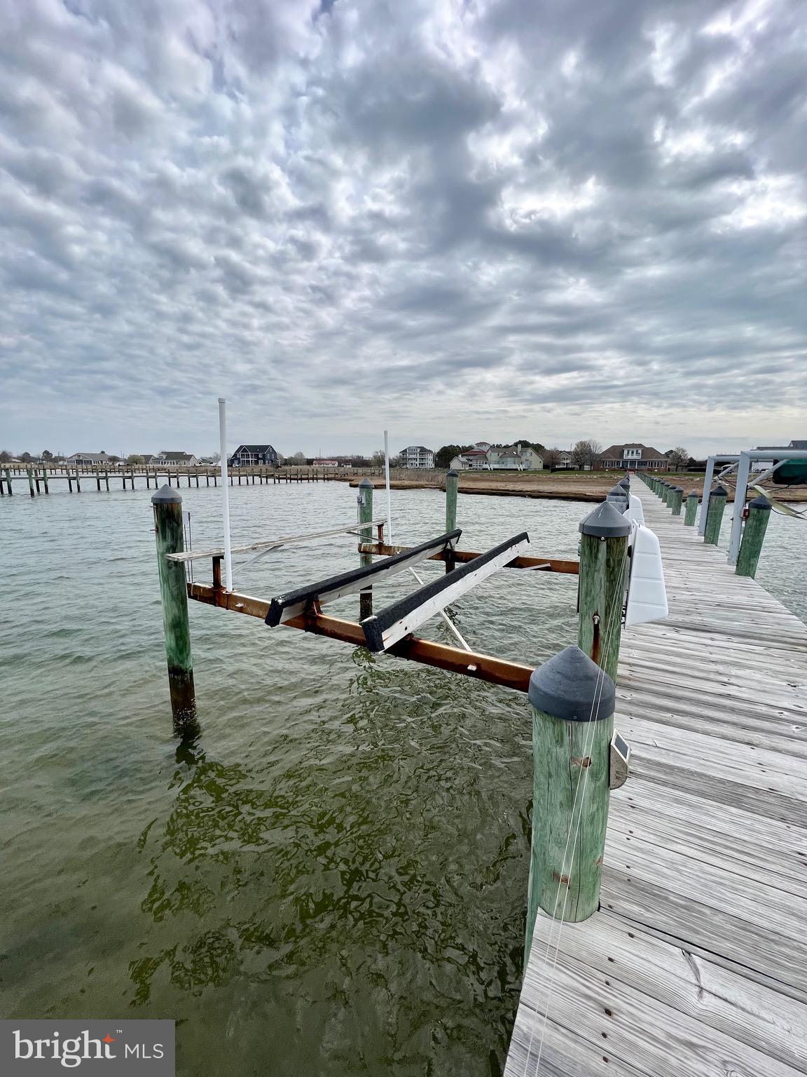 HAMMOCK POINTE - Residential