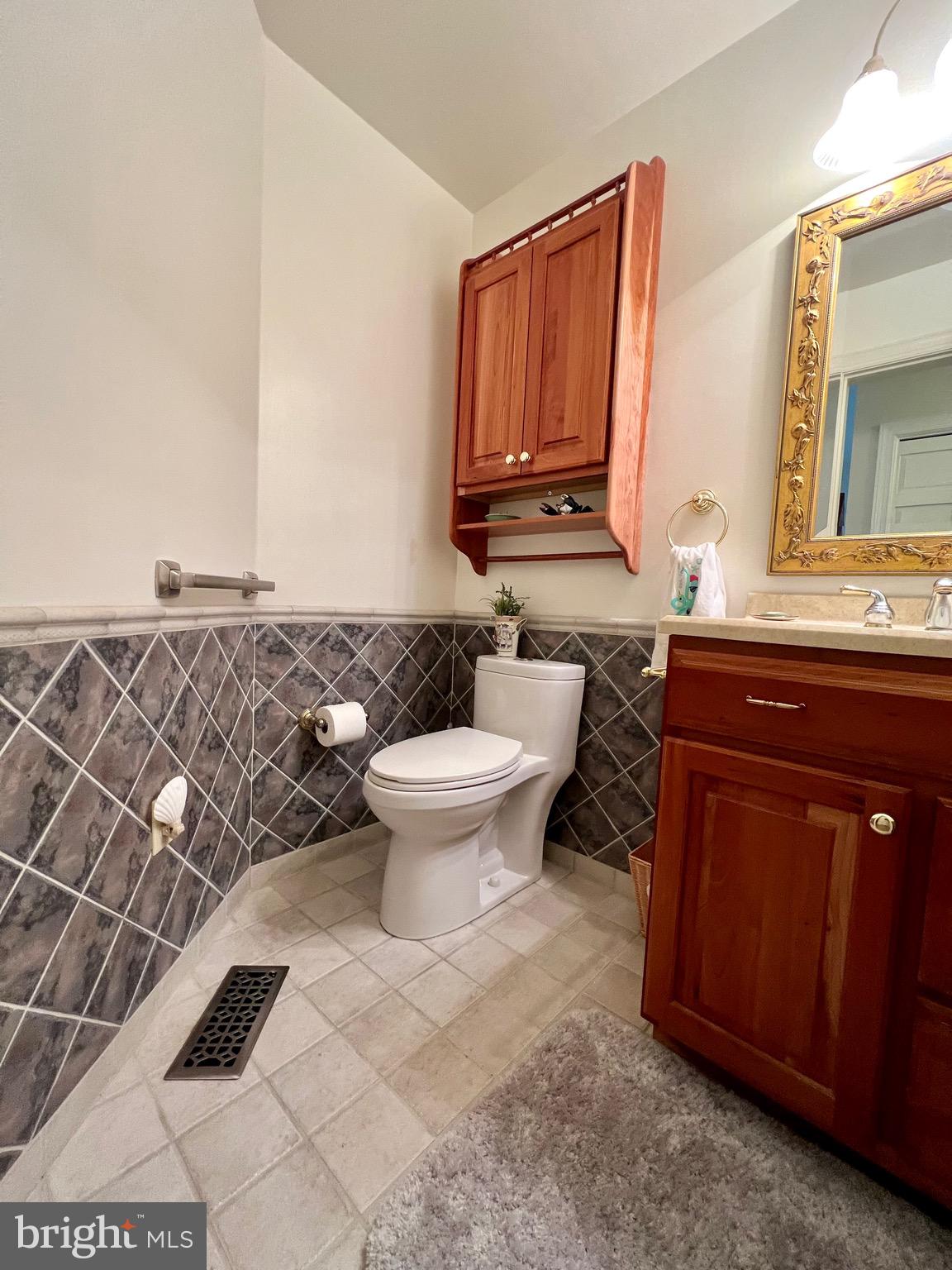 HAMMOCK POINTE - Residential