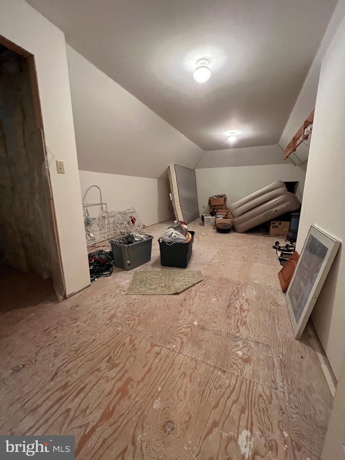 HAMMOCK POINTE - Residential