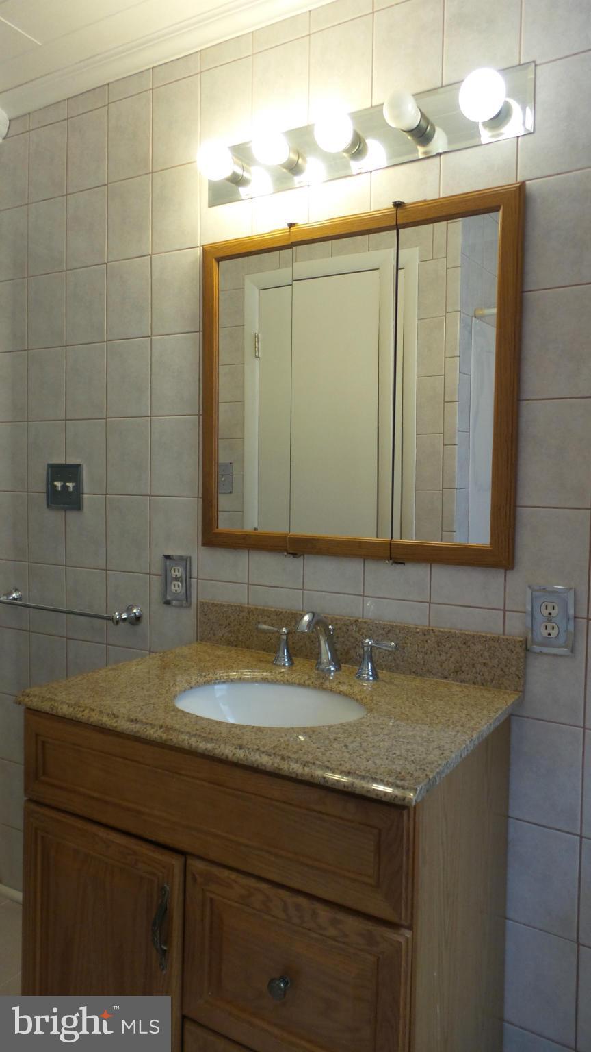 STONERIDGE - Residential Lease