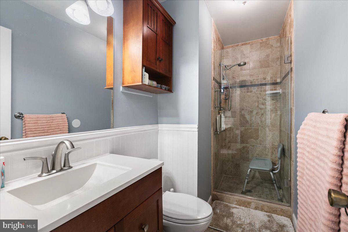 LONGWOOD KNOLLS - Residential