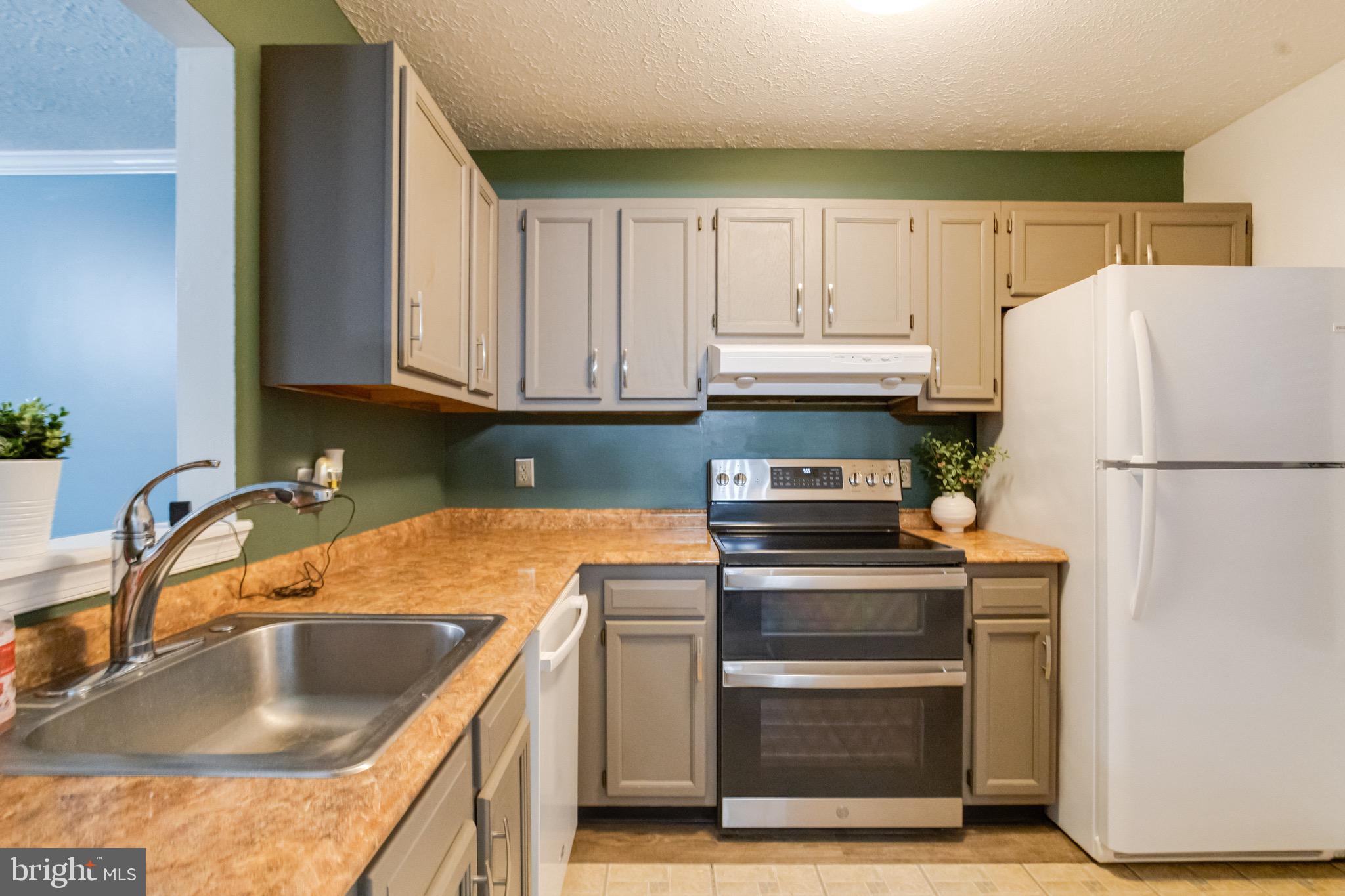 TIMBERBROOK - Residential