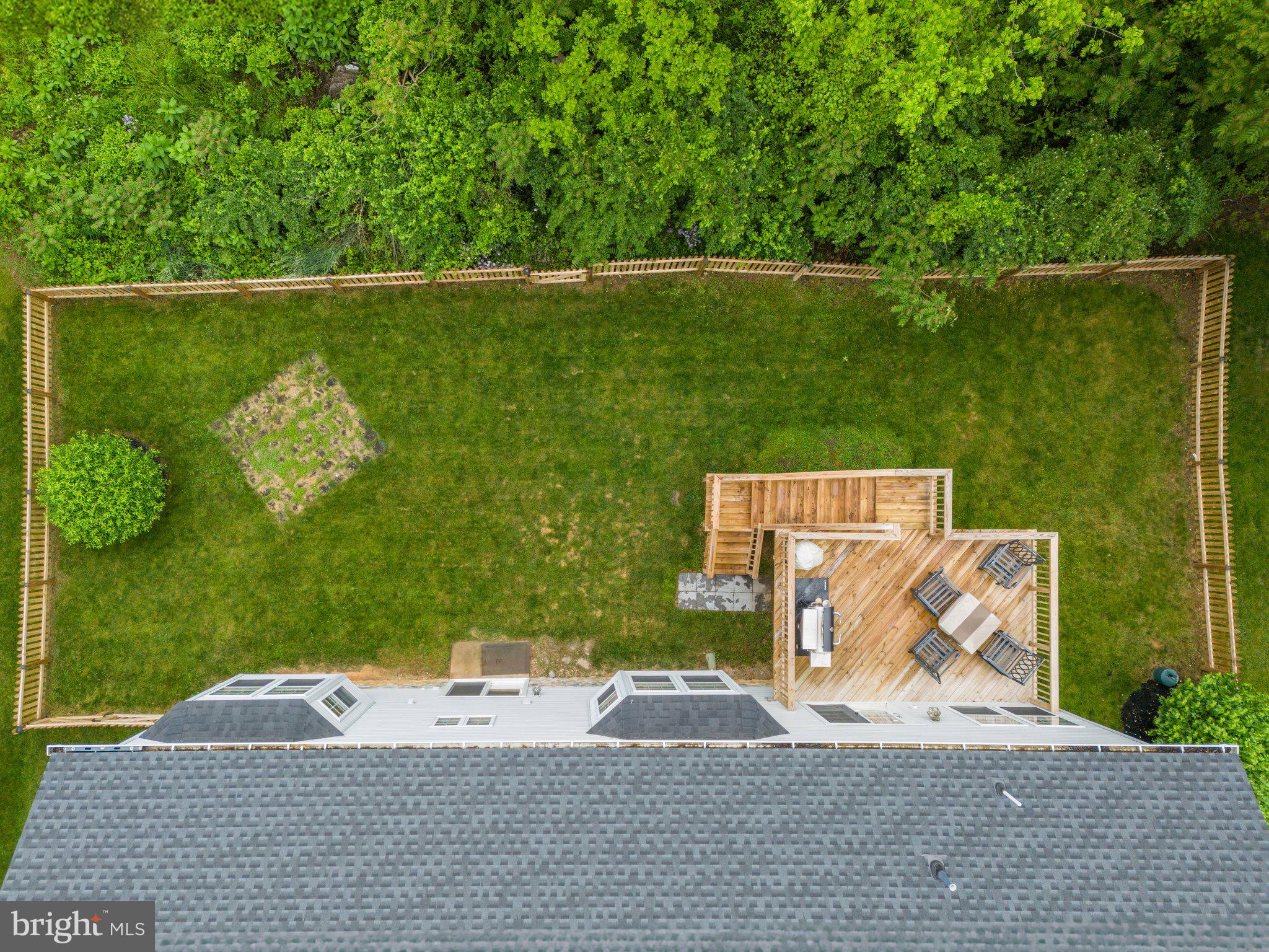 LOCUST HILL - Residential