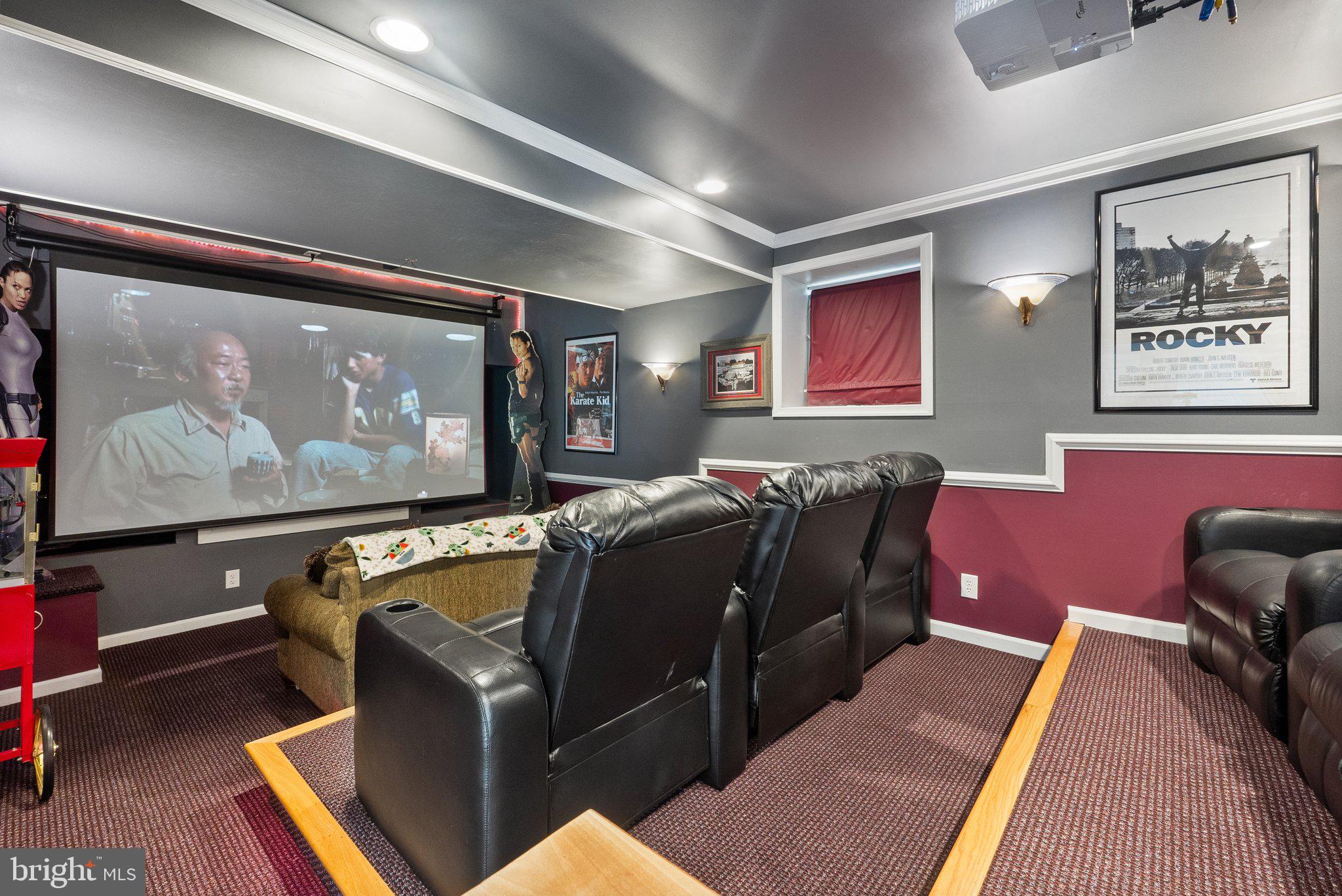 LOCUST HILL - Residential