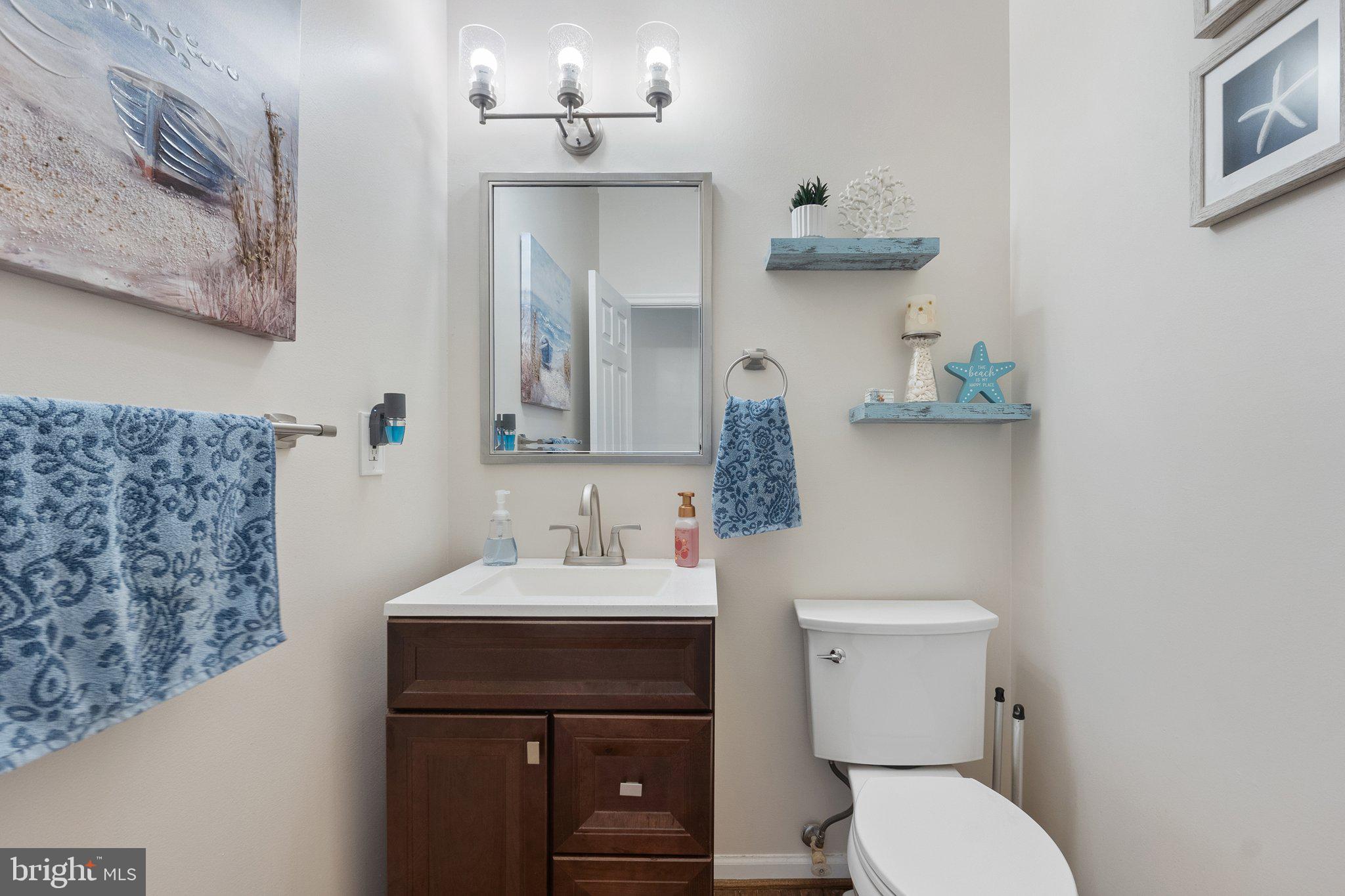 LOCUST HILL - Residential