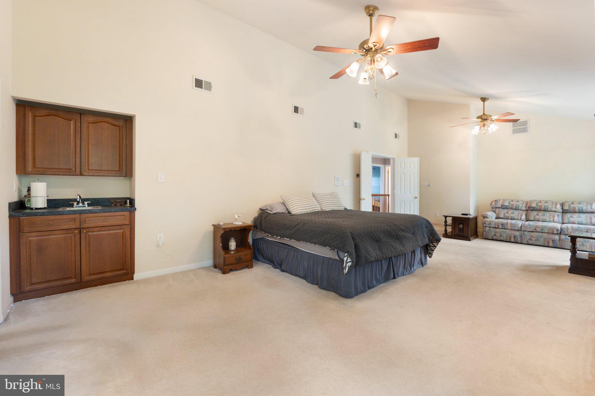 LOCUST HILL - Residential