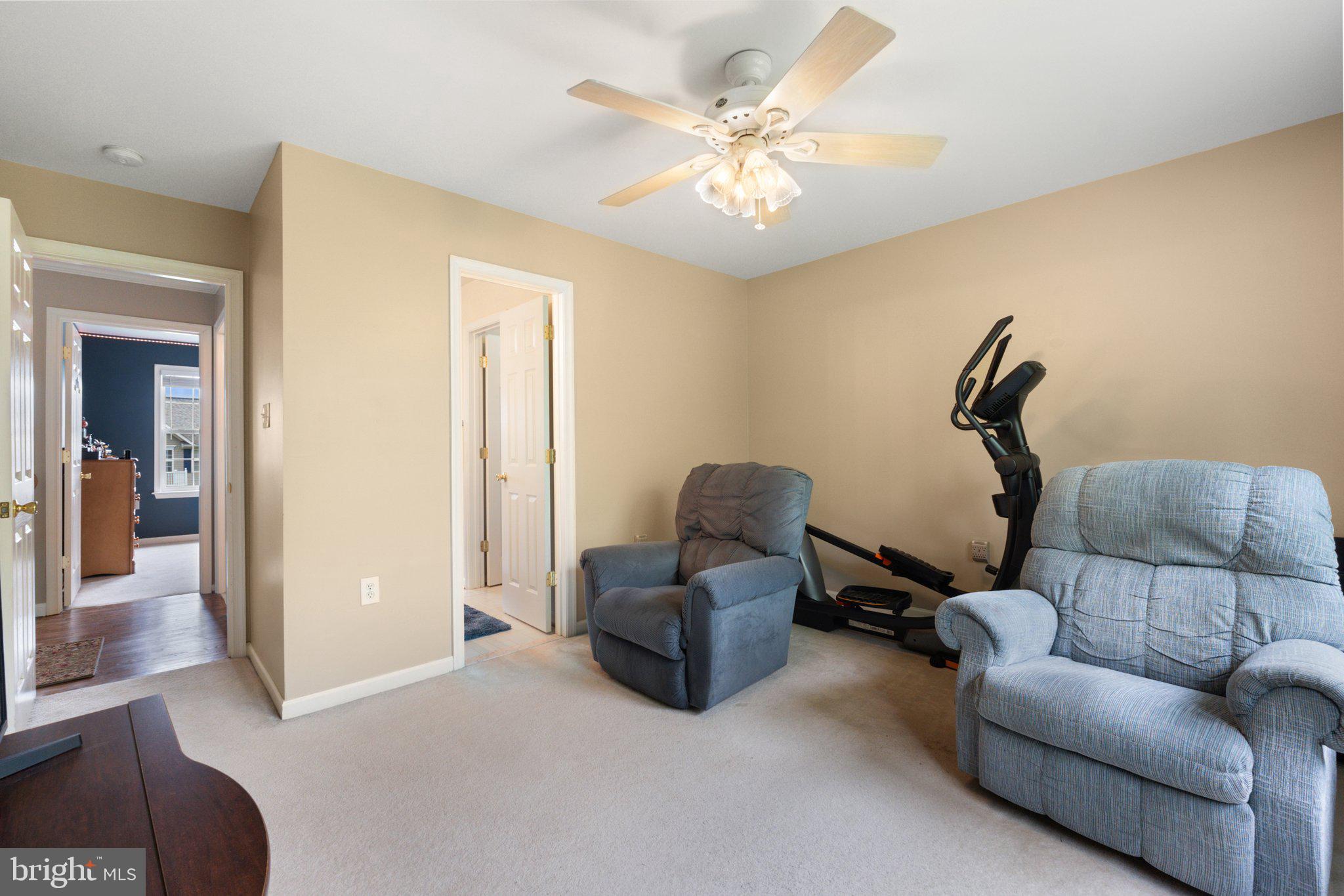 LOCUST HILL - Residential