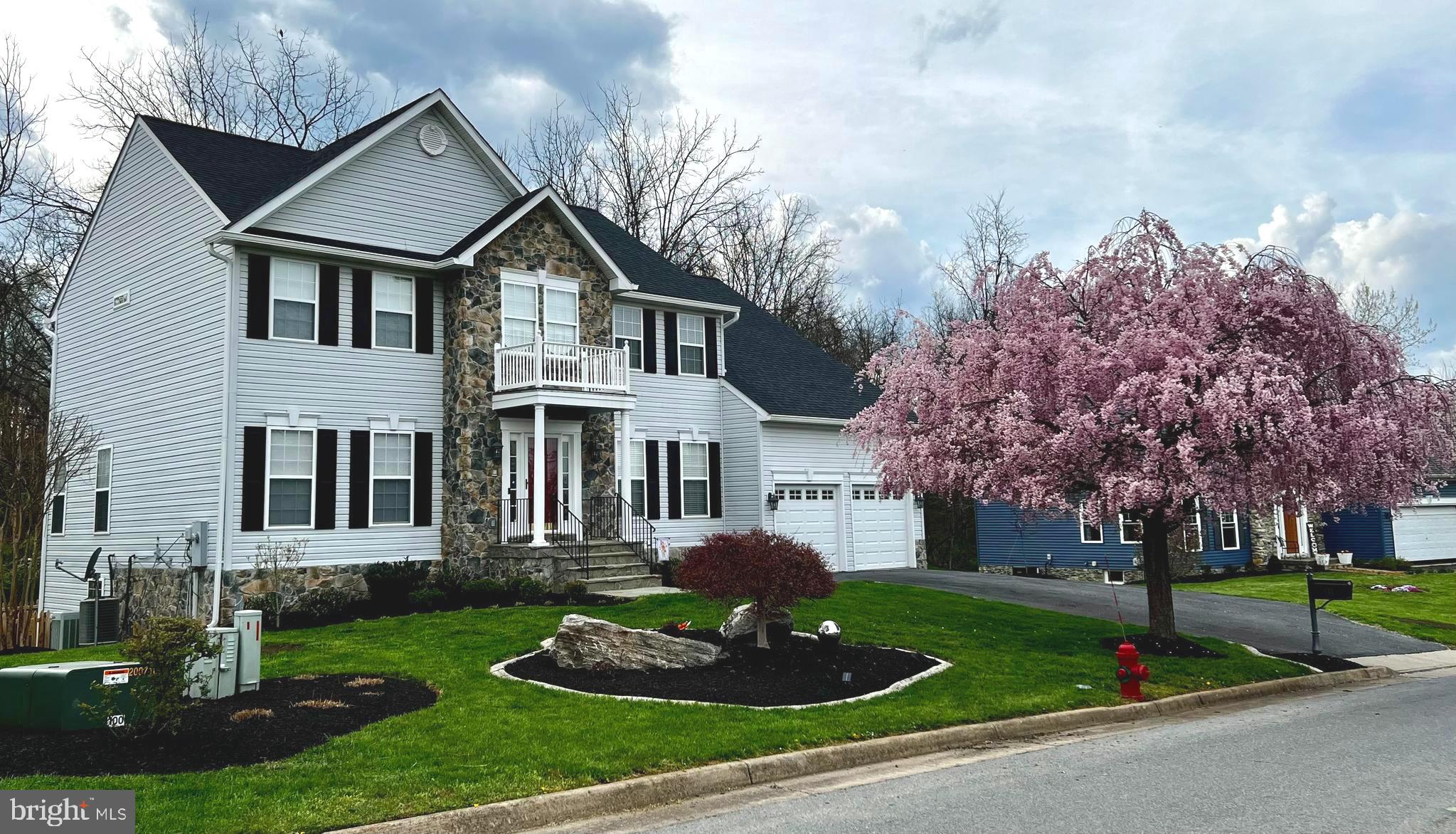 LOCUST HILL - Residential