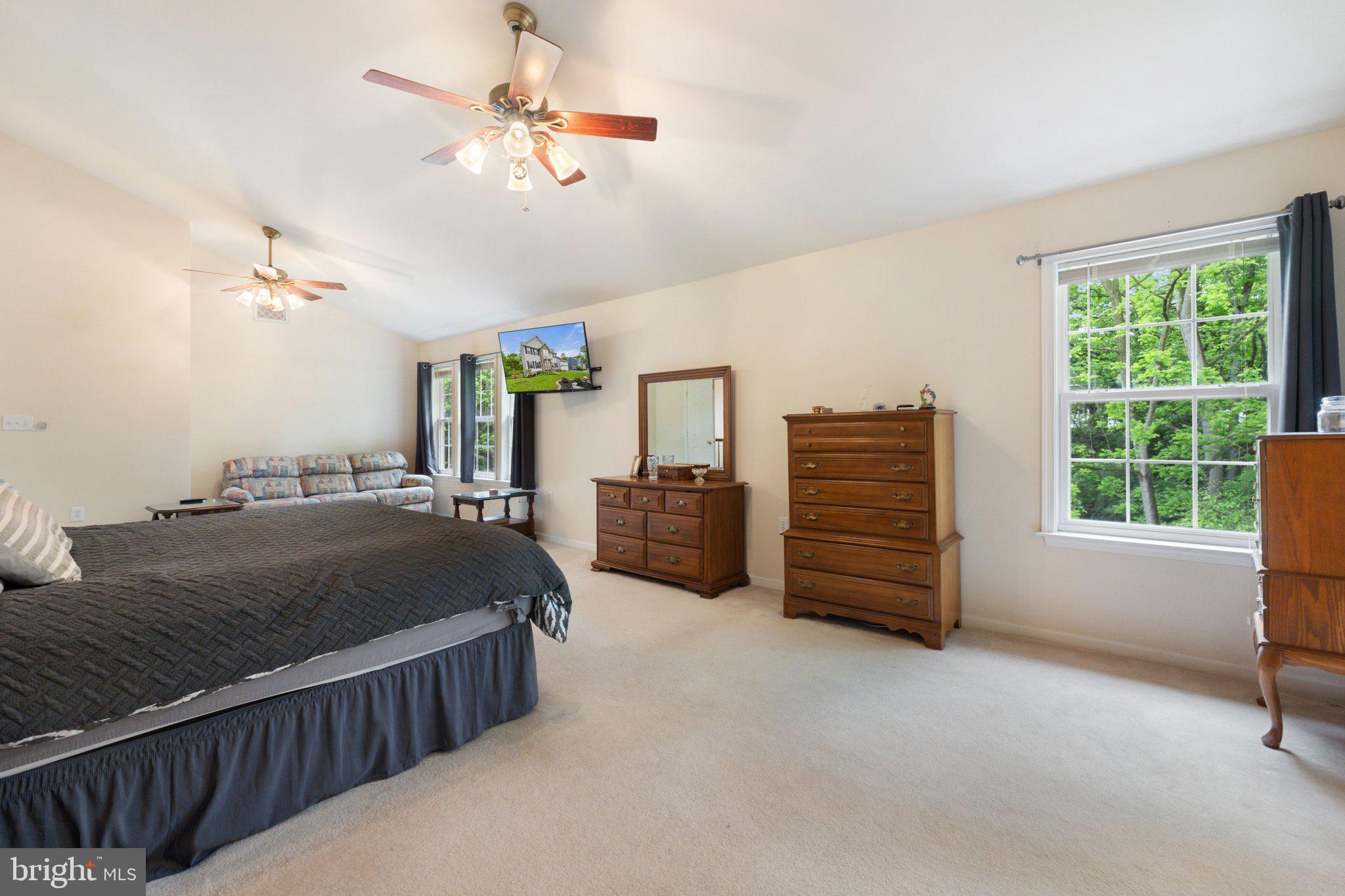 LOCUST HILL - Residential