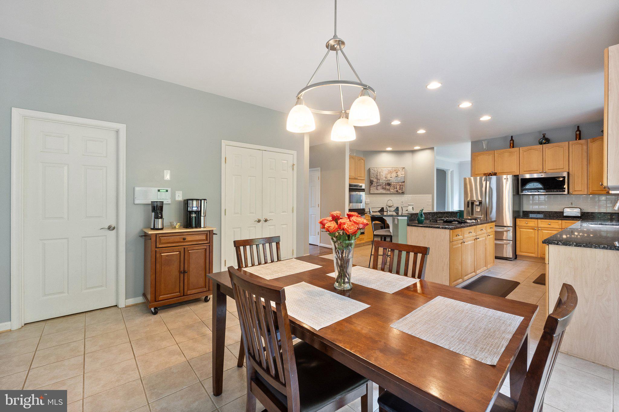 LOCUST HILL - Residential