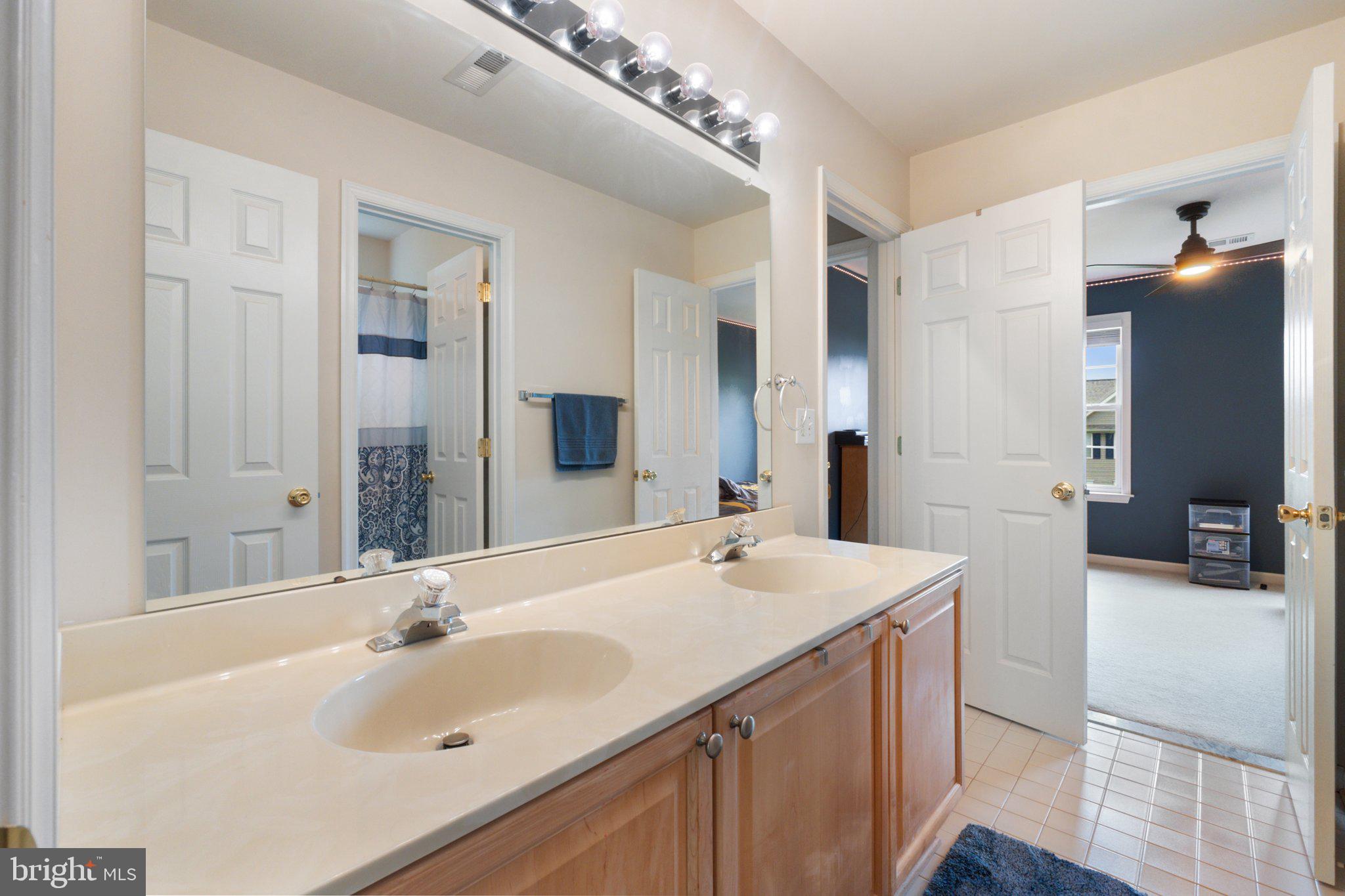 LOCUST HILL - Residential