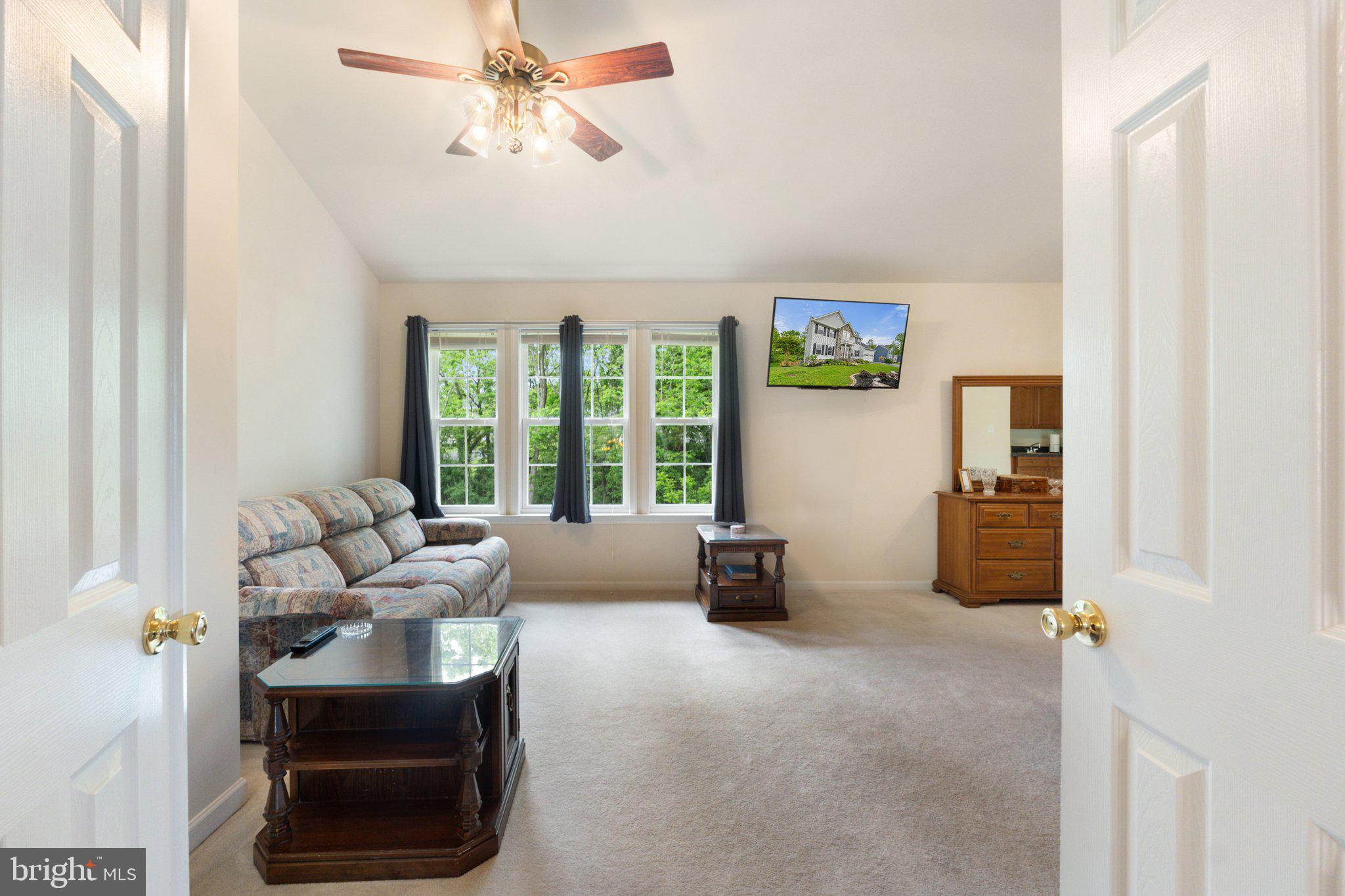 LOCUST HILL - Residential