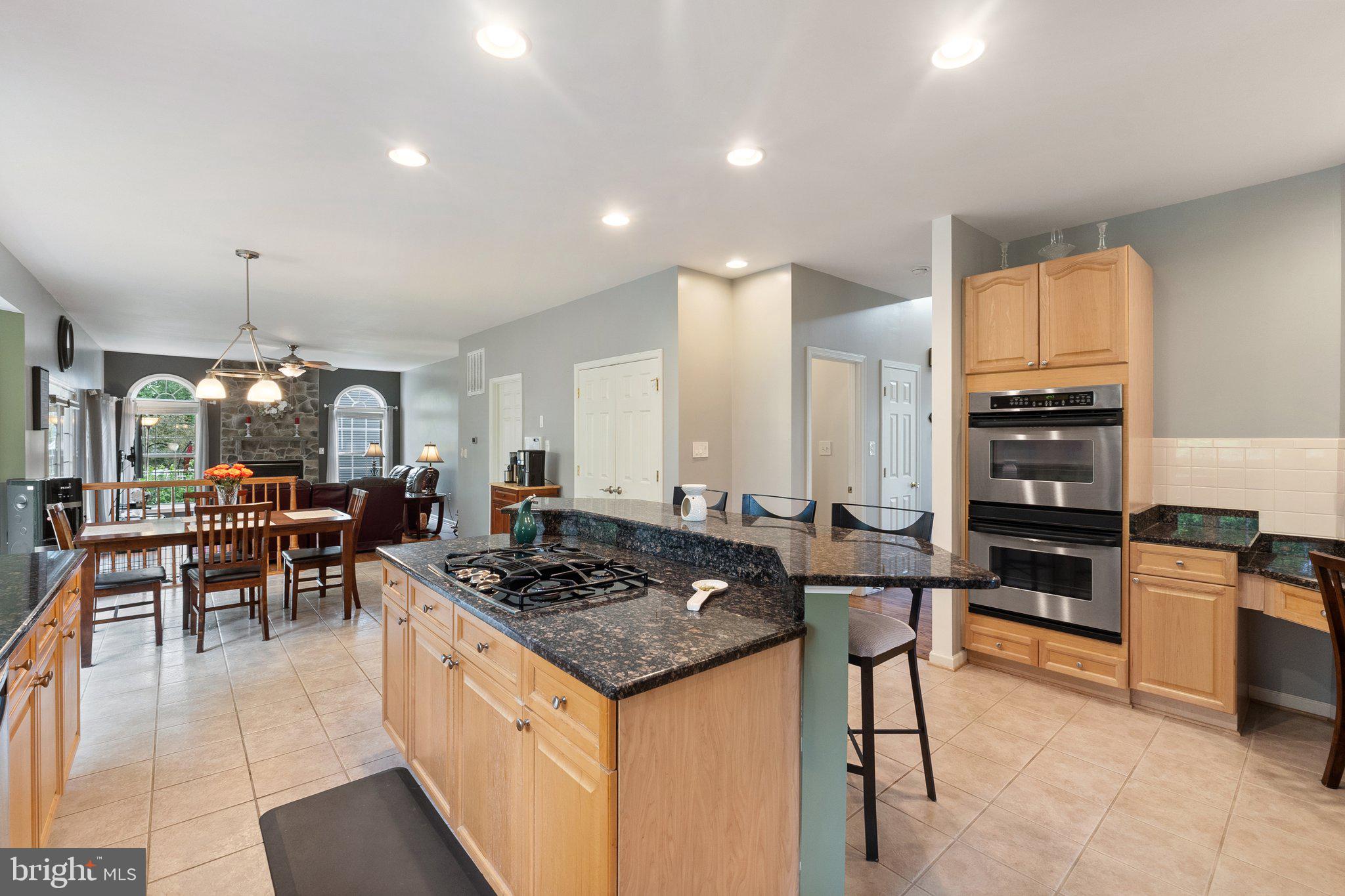 LOCUST HILL - Residential