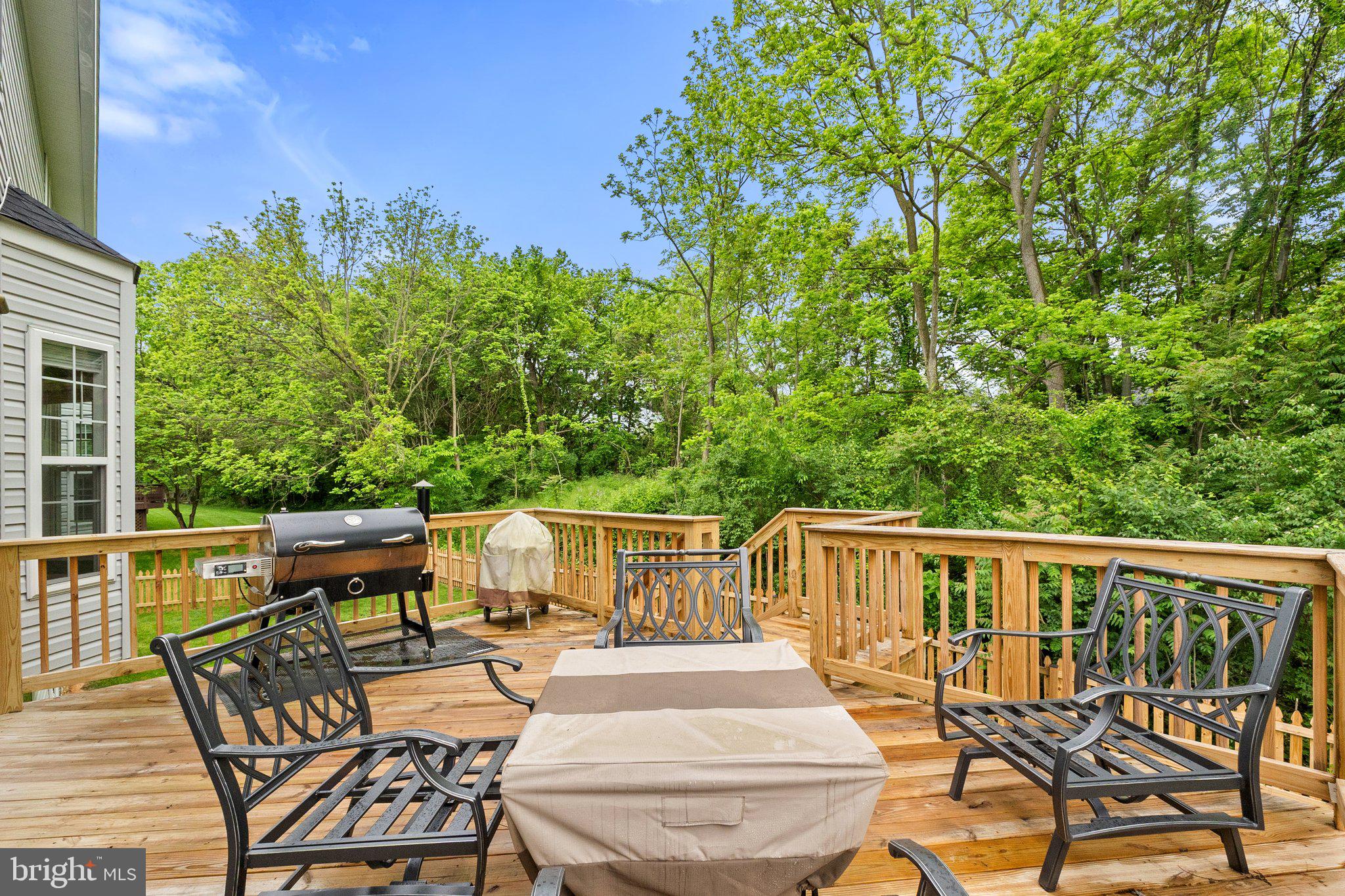 LOCUST HILL - Residential