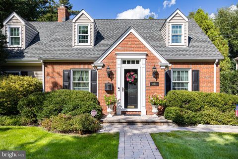 351 BELLEVUE AVENUE HADDONFIELD NJ 08033