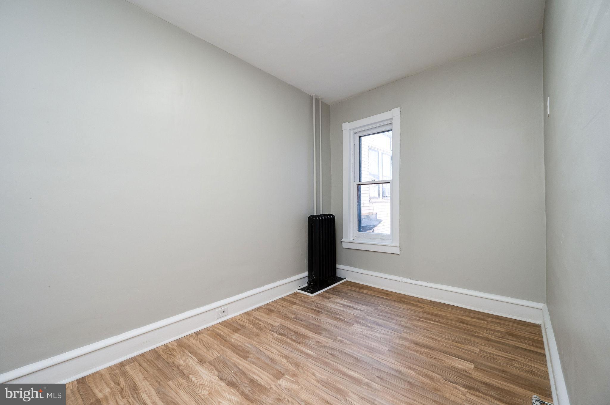NORTHWEST READING - Residential