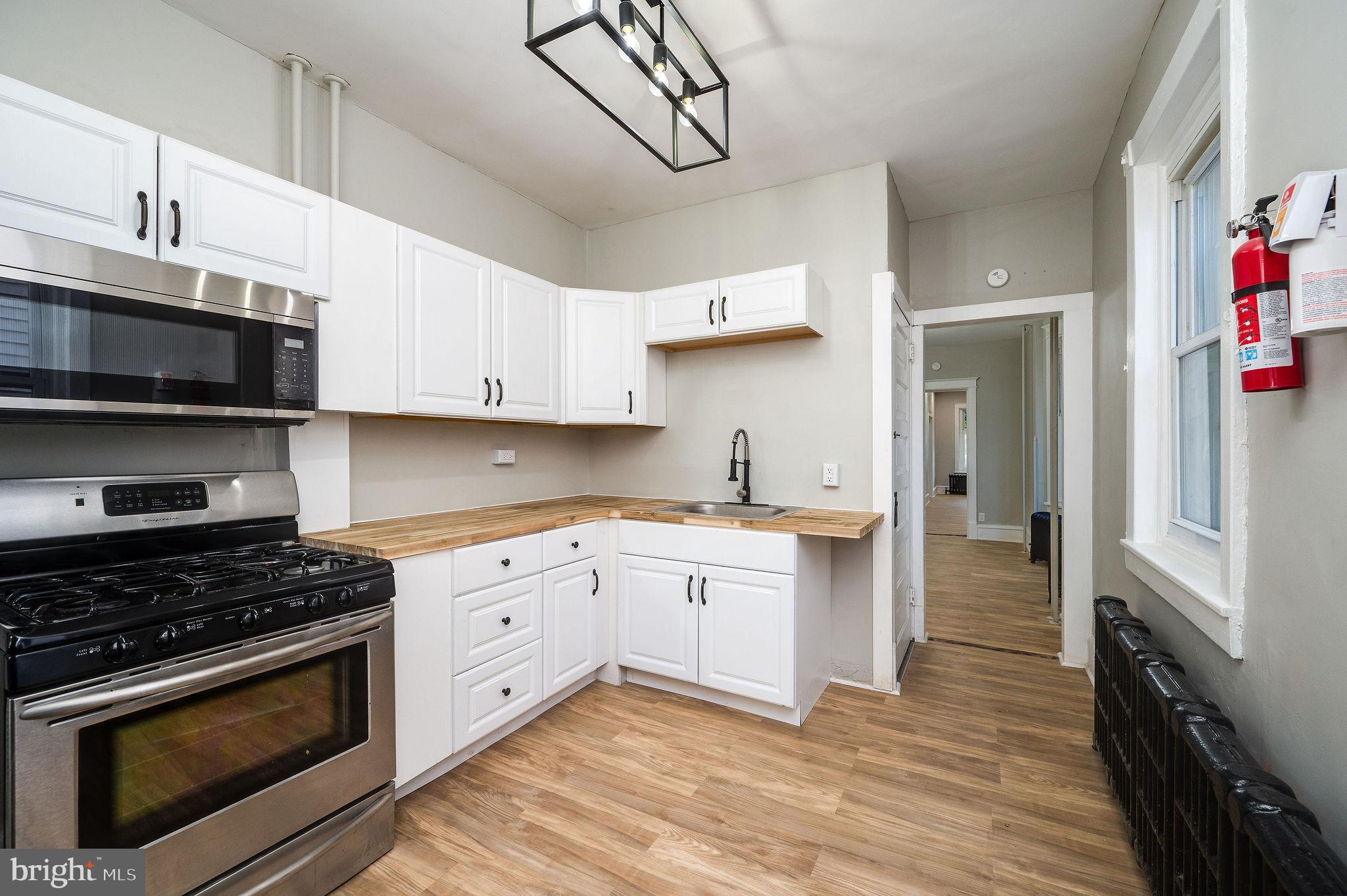 NORTHWEST READING - Residential