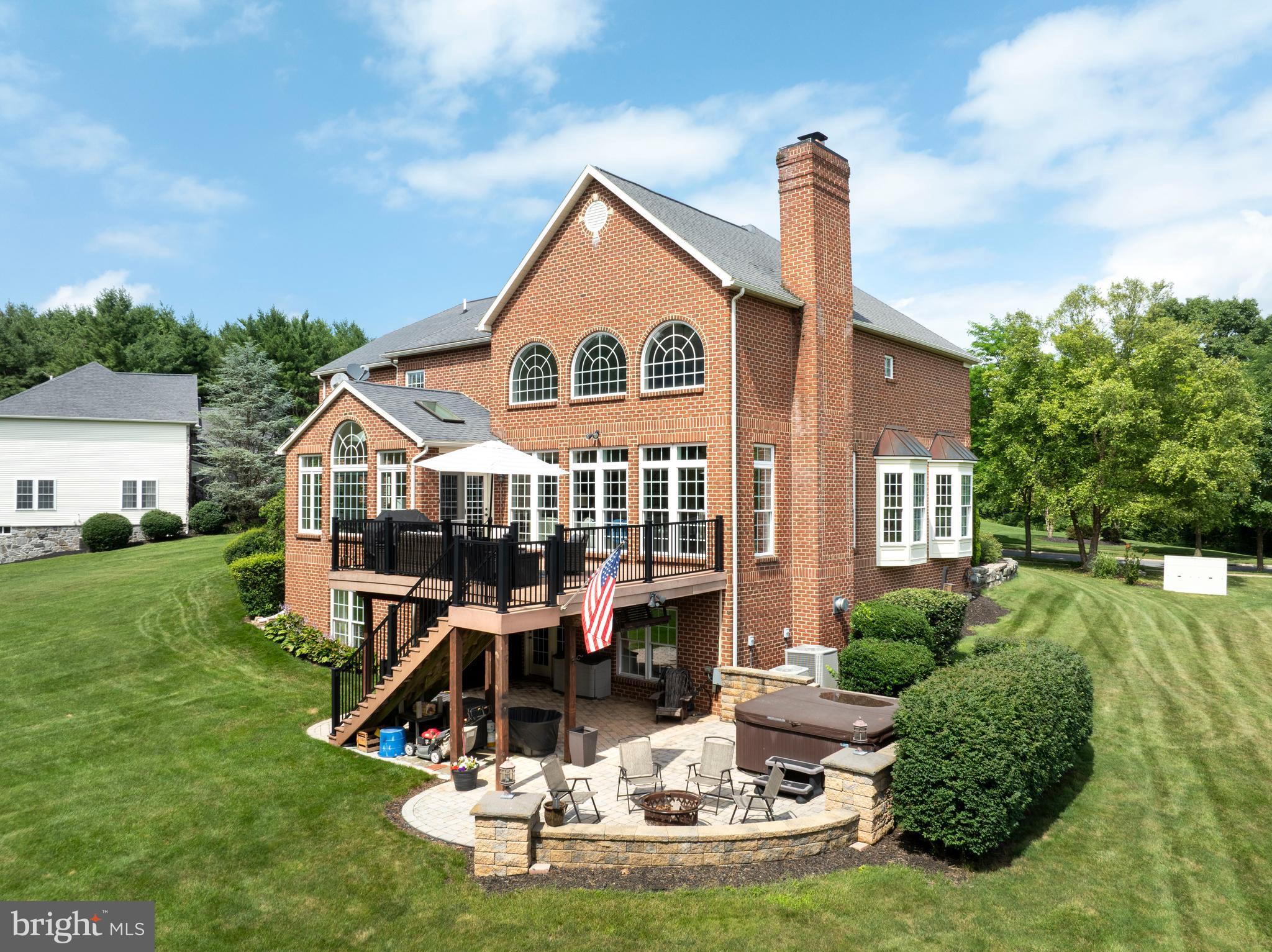 125 HOLLY RIDGE DRIVE