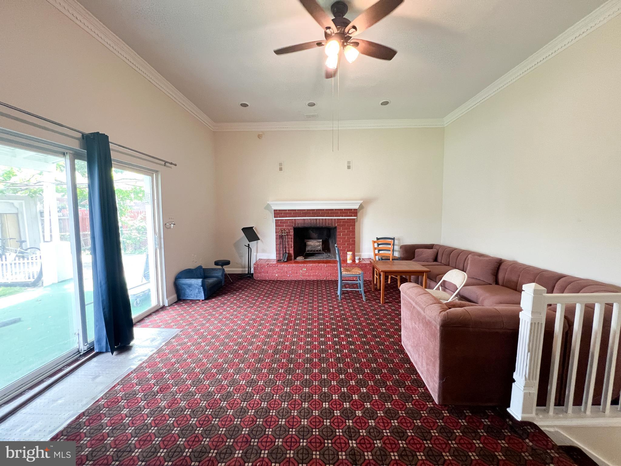 CARROLL KNOLLS - Residential Lease