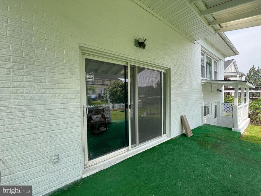 Spacious basement apartment available for immediate occupancy. This one bedroom, one bathroom suite is located in the basement of a single family property.  It includes a full kitchen, a separate room which can be used as an office, laundry room, and private access to the backyard. This amazing location is less than a mile to Forest Glen Metro Station, the Beltway, and several parks and trails including Sligo Creek, within 2 miles of Wheaton, and 5 miles of Downtown Silver Spring. Inquire via the contact form on this website. No pets.