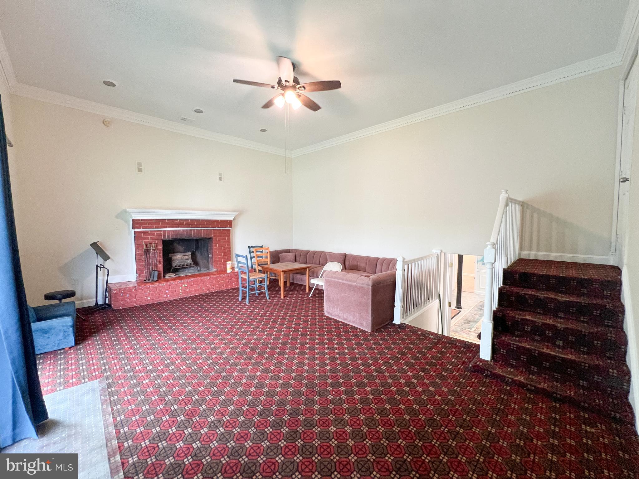 CARROLL KNOLLS - Residential Lease