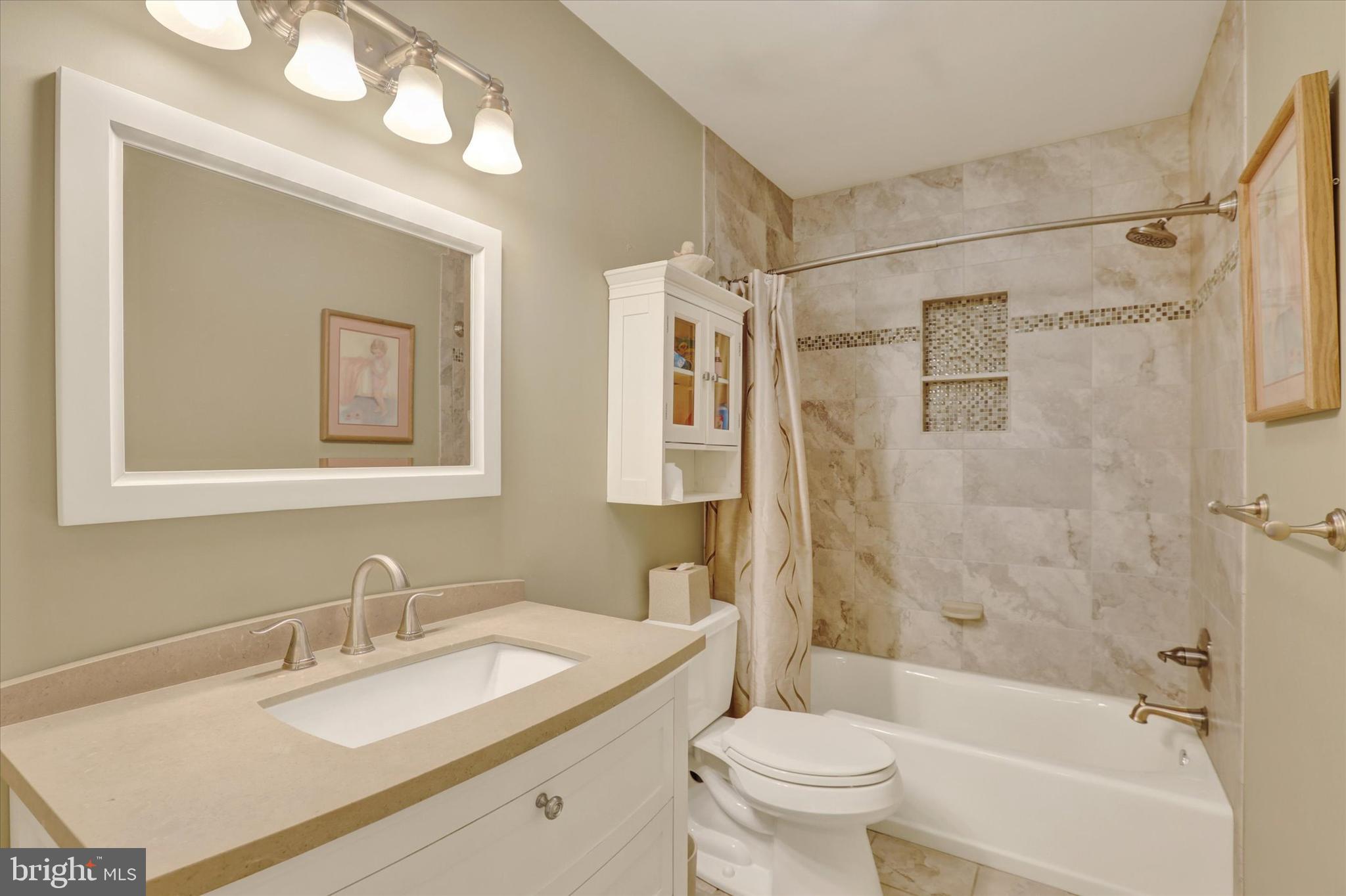 HARVEST RUN WEST - Residential