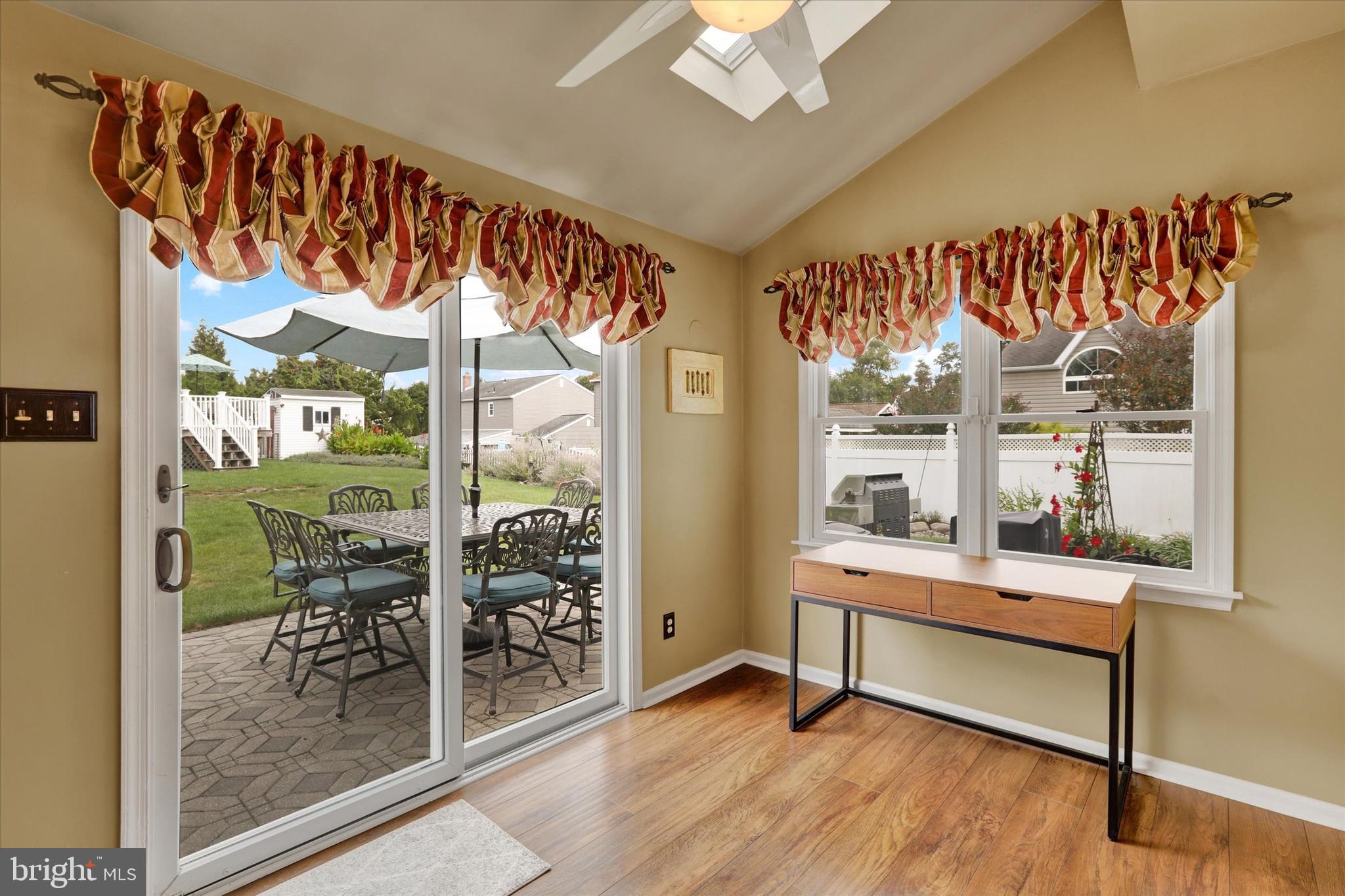 HARVEST RUN WEST - Residential