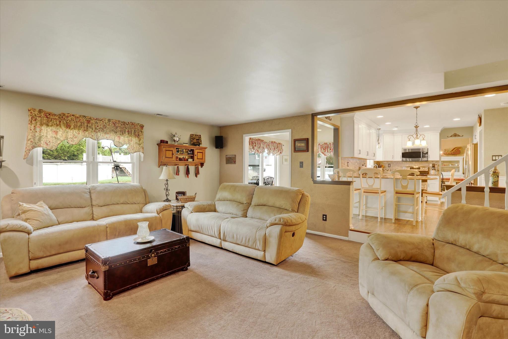 HARVEST RUN WEST - Residential