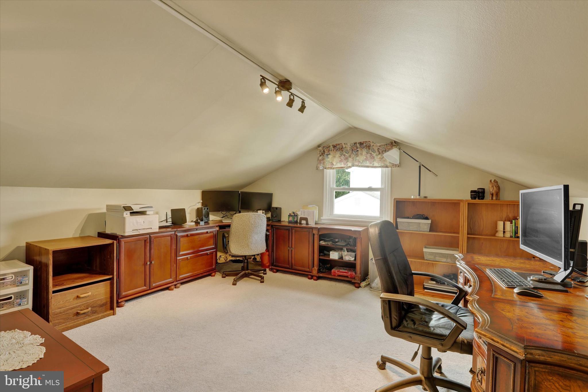 HARVEST RUN WEST - Residential