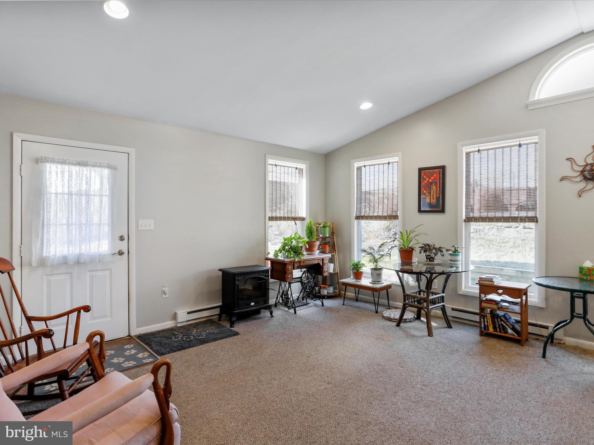 ORCHARD HILLS - Residential