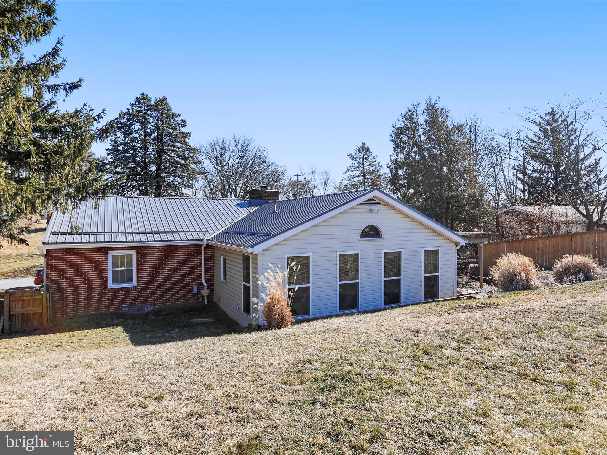 ORCHARD HILLS - Residential