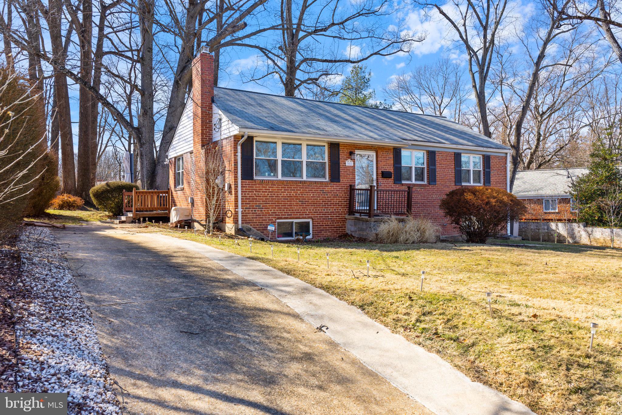 COLUMBIA PINES - Residential