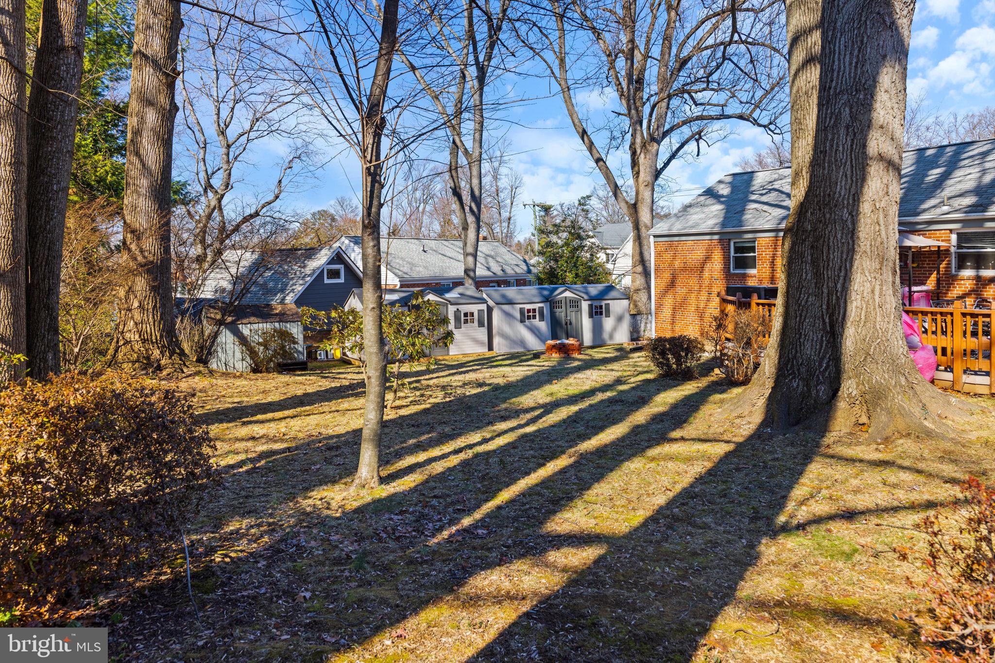 COLUMBIA PINES - Residential