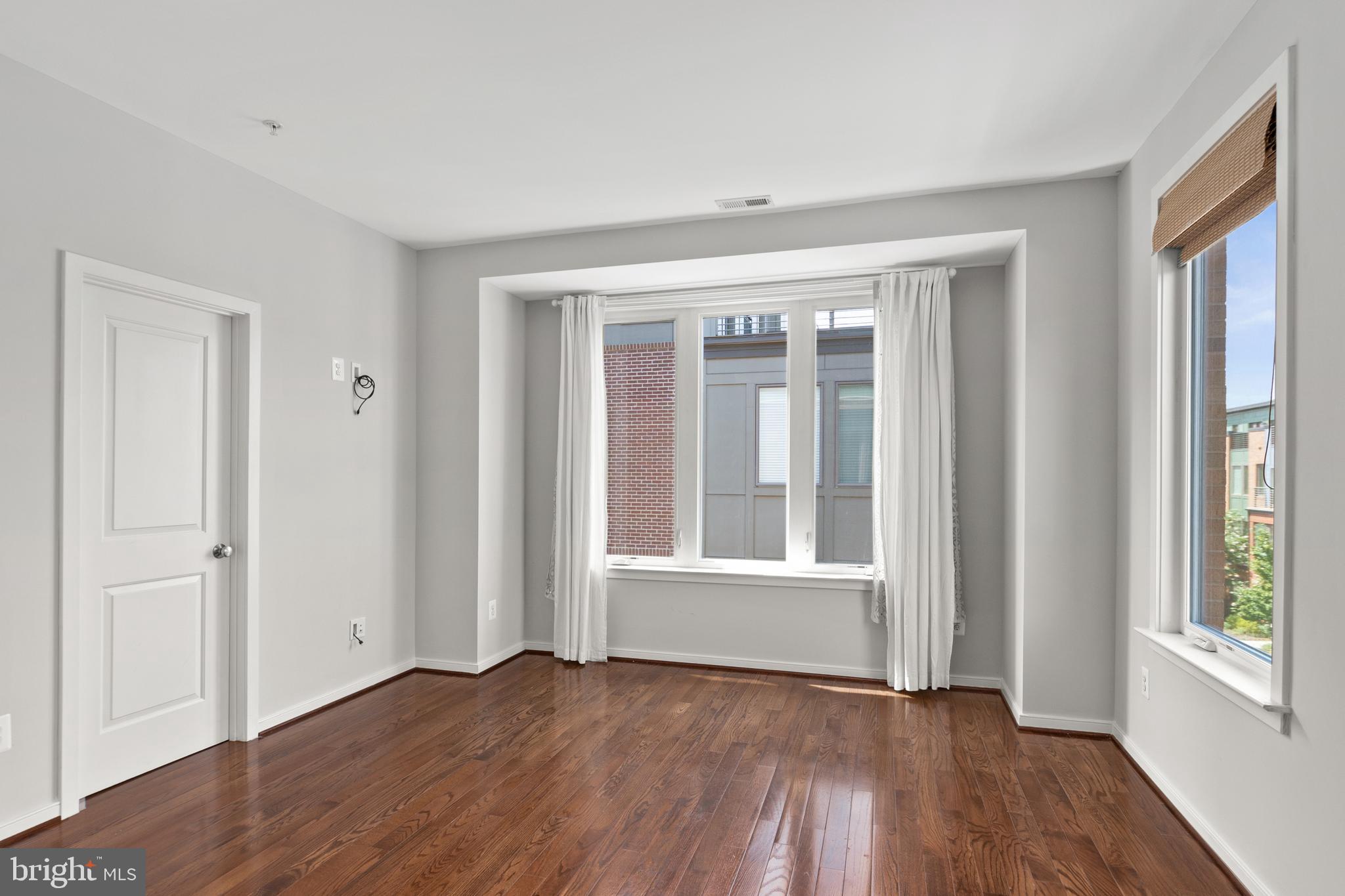 MOSAIC AT MERRIFIELD - Residential Lease