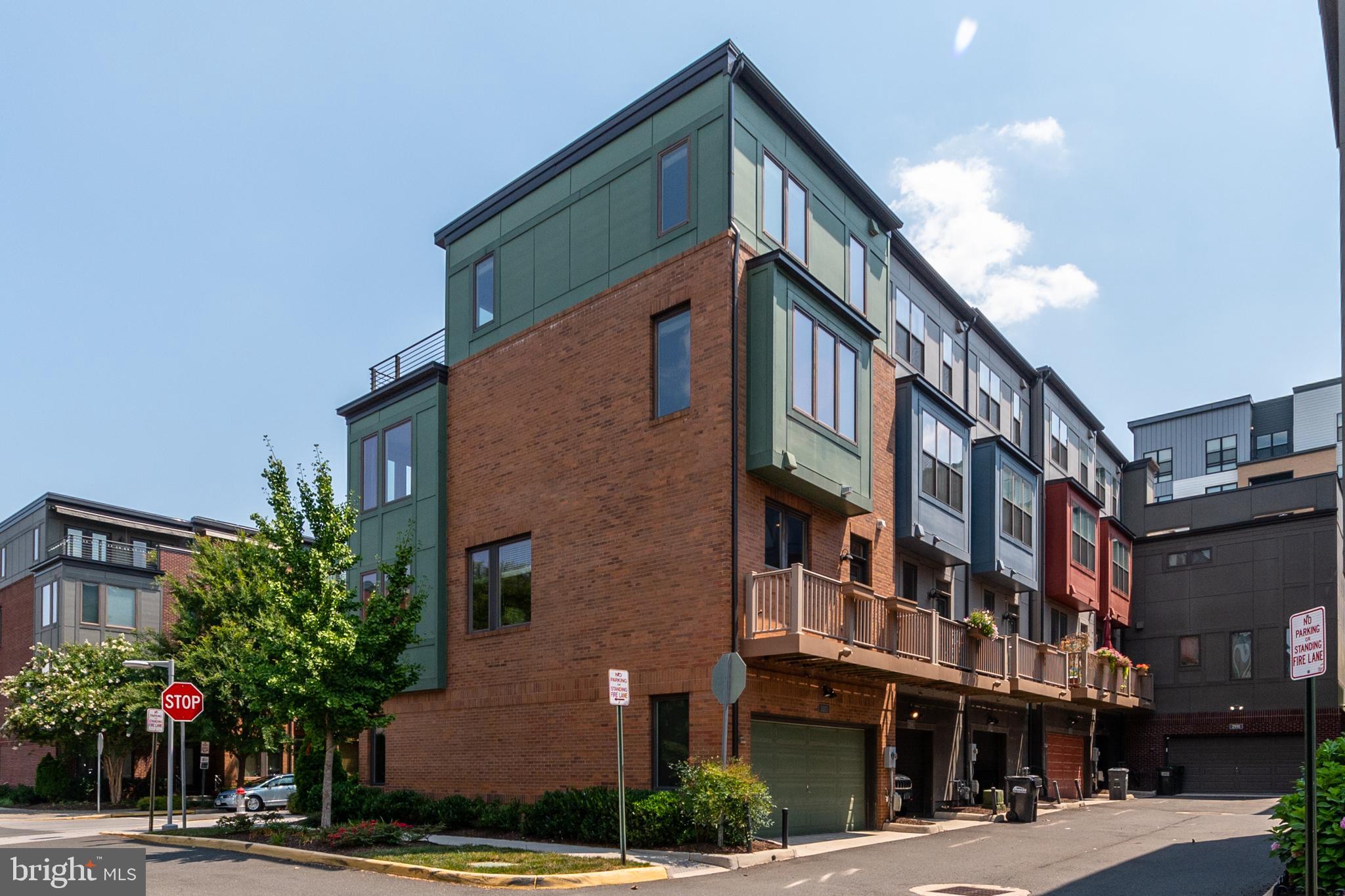 MOSAIC AT MERRIFIELD - Residential Lease