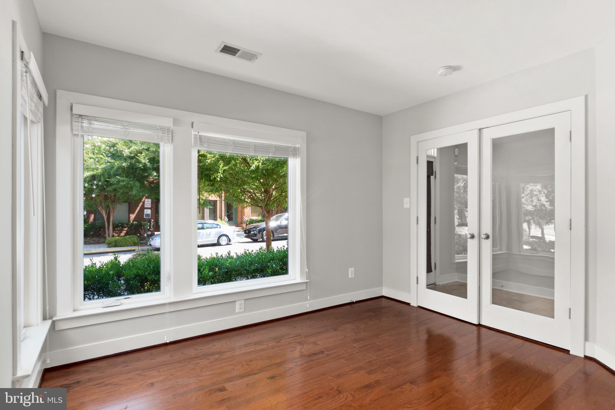 MOSAIC AT MERRIFIELD - Residential Lease