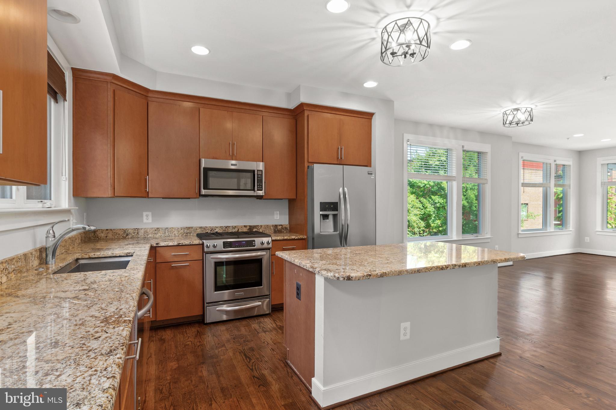 MOSAIC AT MERRIFIELD - Residential Lease