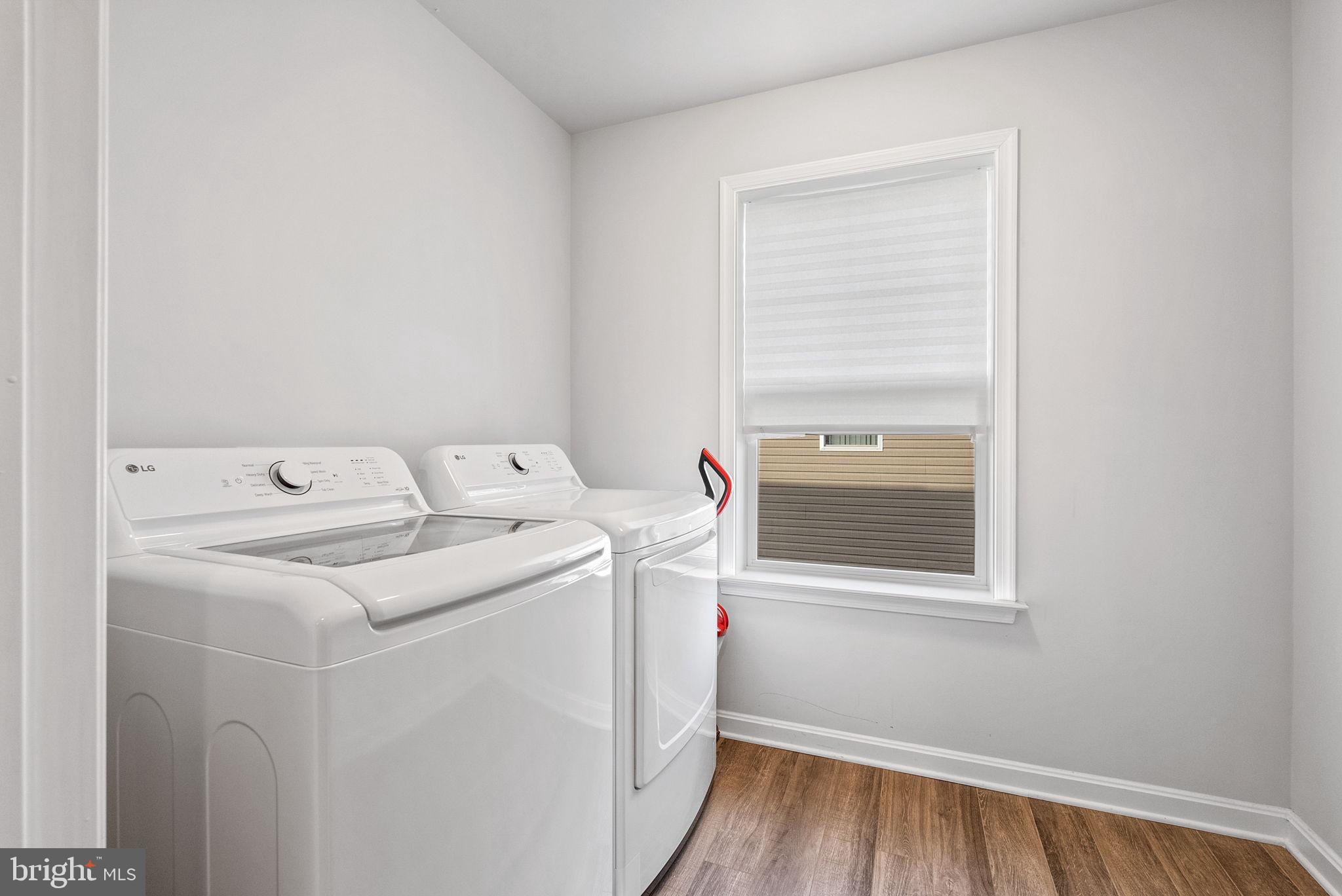 COPPER MILL ESTATES - Residential