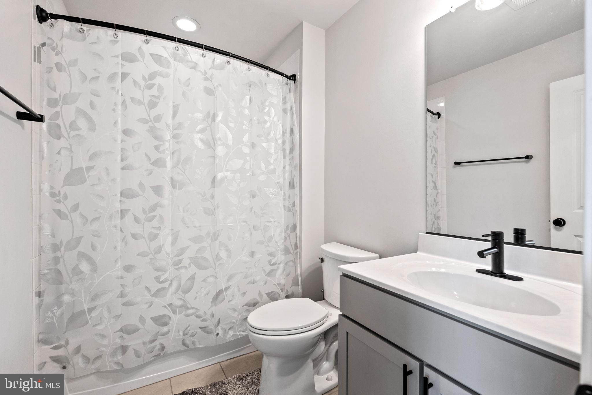 COPPER MILL ESTATES - Residential