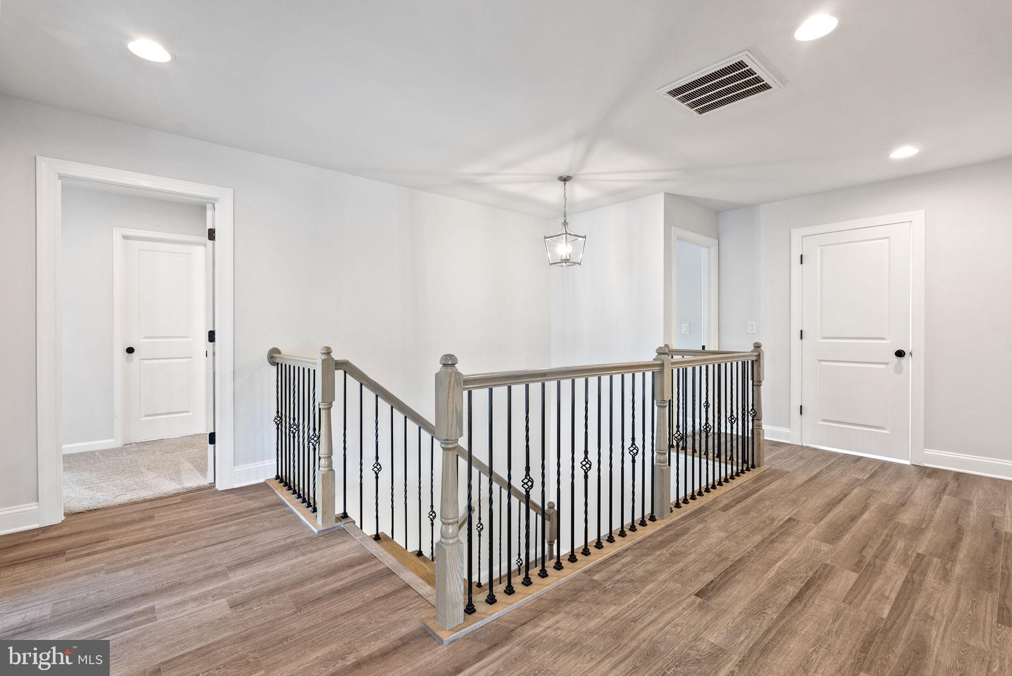 COPPER MILL ESTATES - Residential