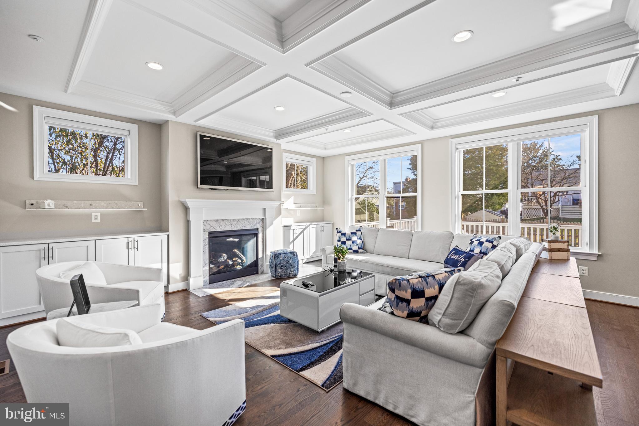 LONE OAK - Residential