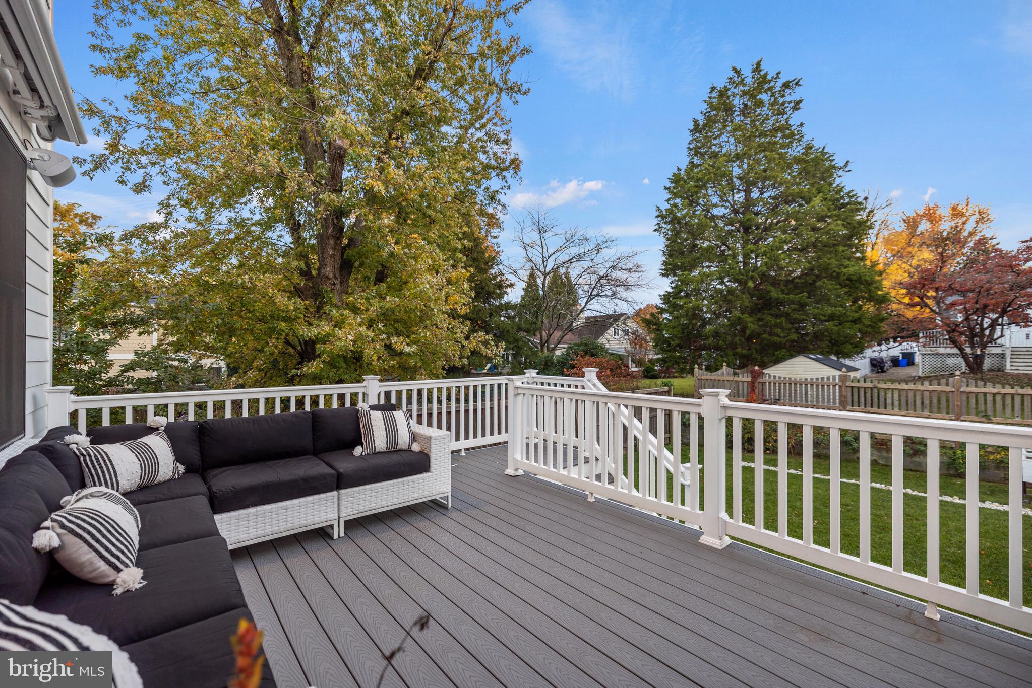 LONE OAK - Residential