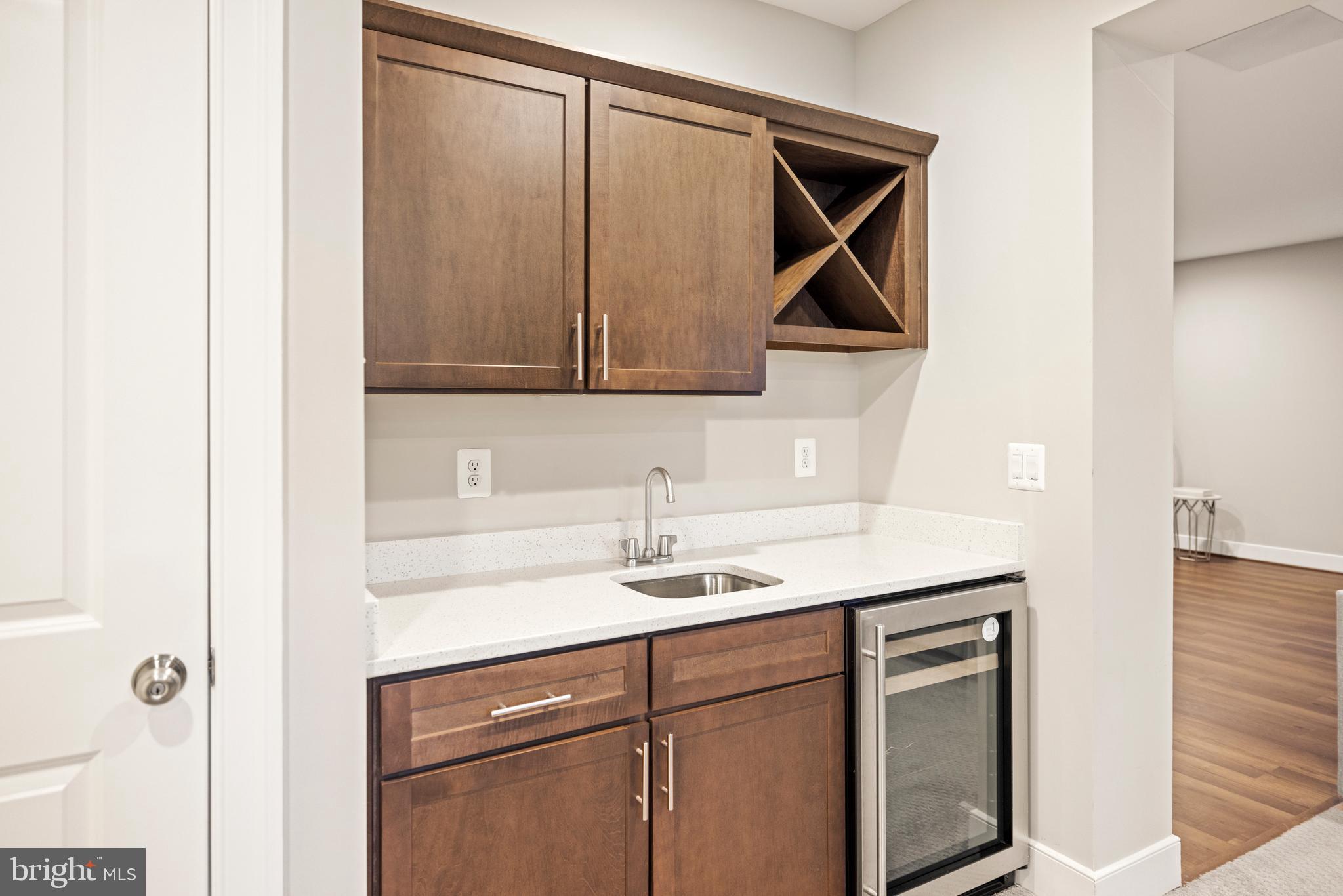 LONE OAK - Residential