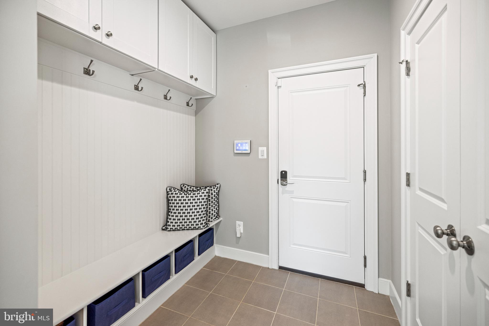 LONE OAK - Residential