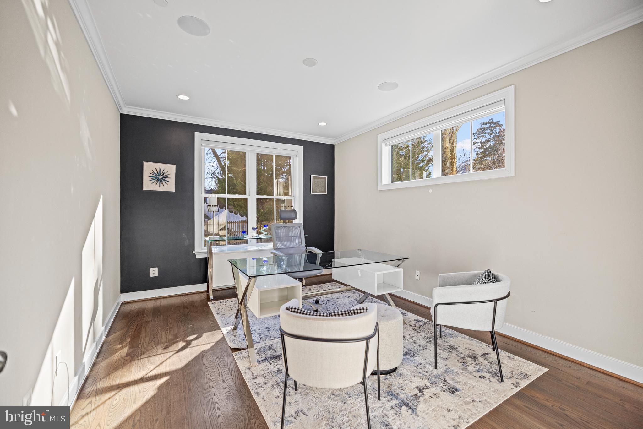 LONE OAK - Residential