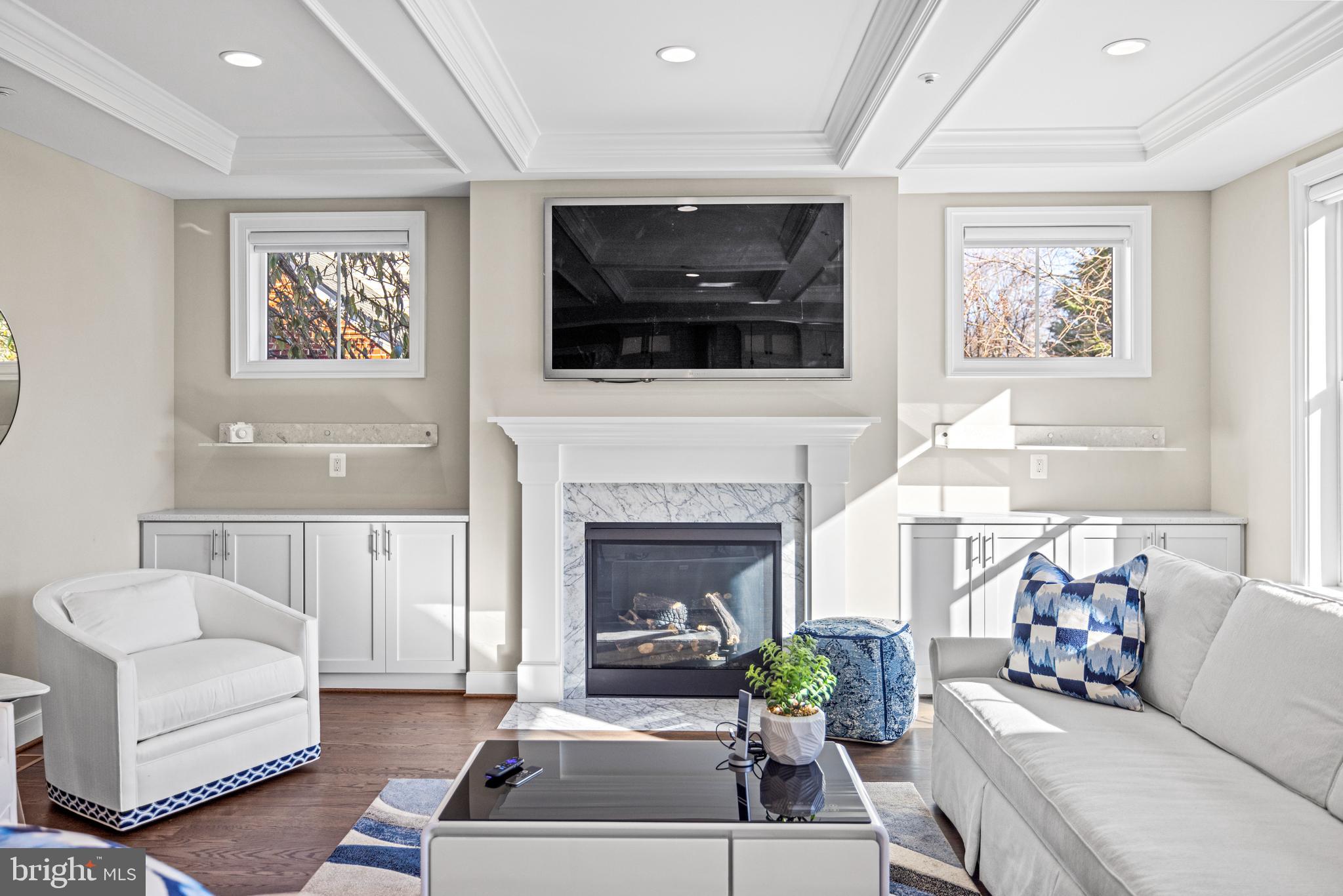 LONE OAK - Residential