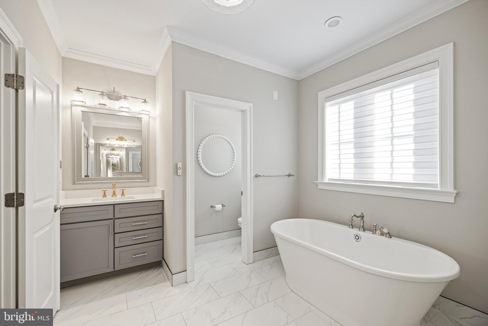 LONE OAK - Residential