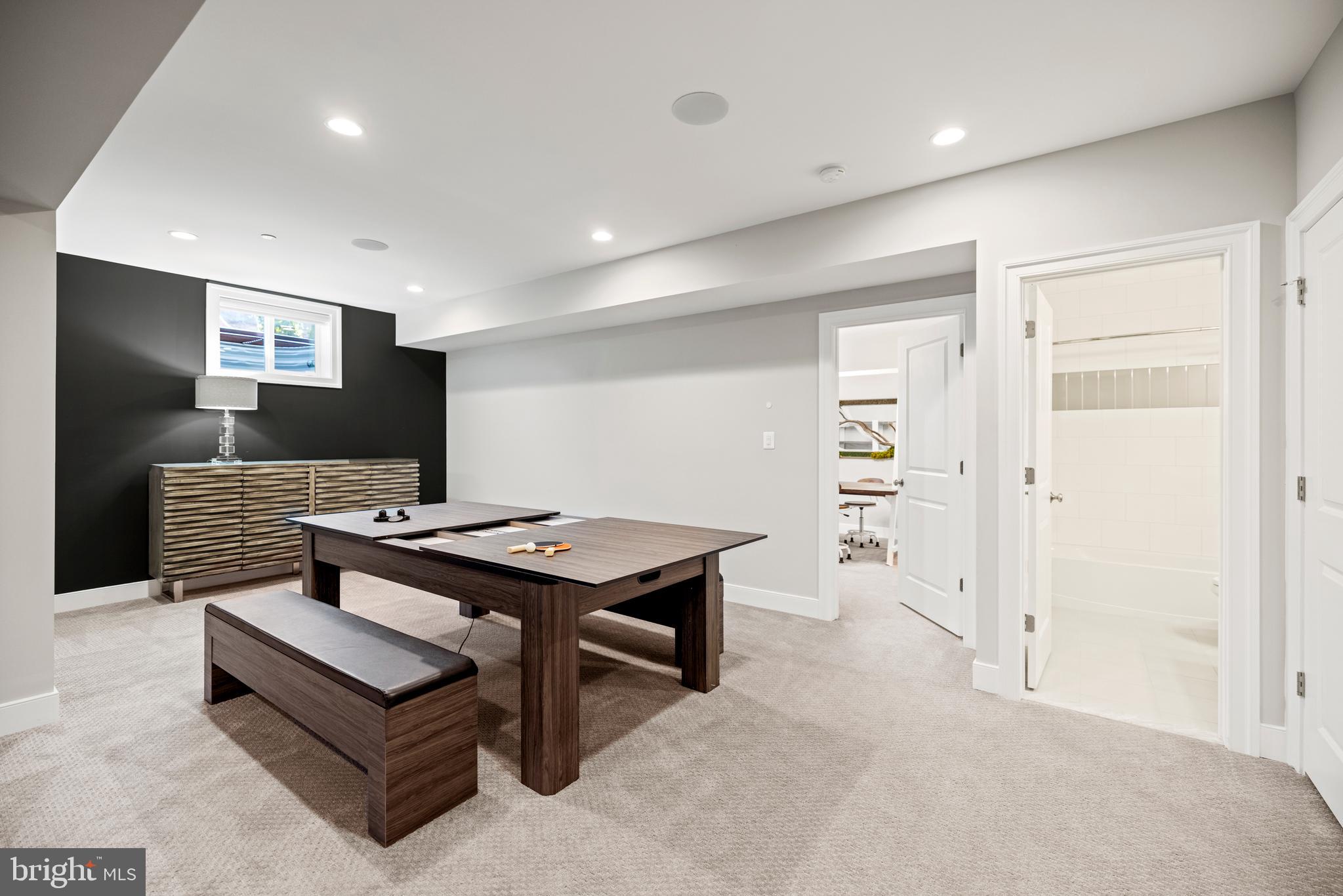 LONE OAK - Residential